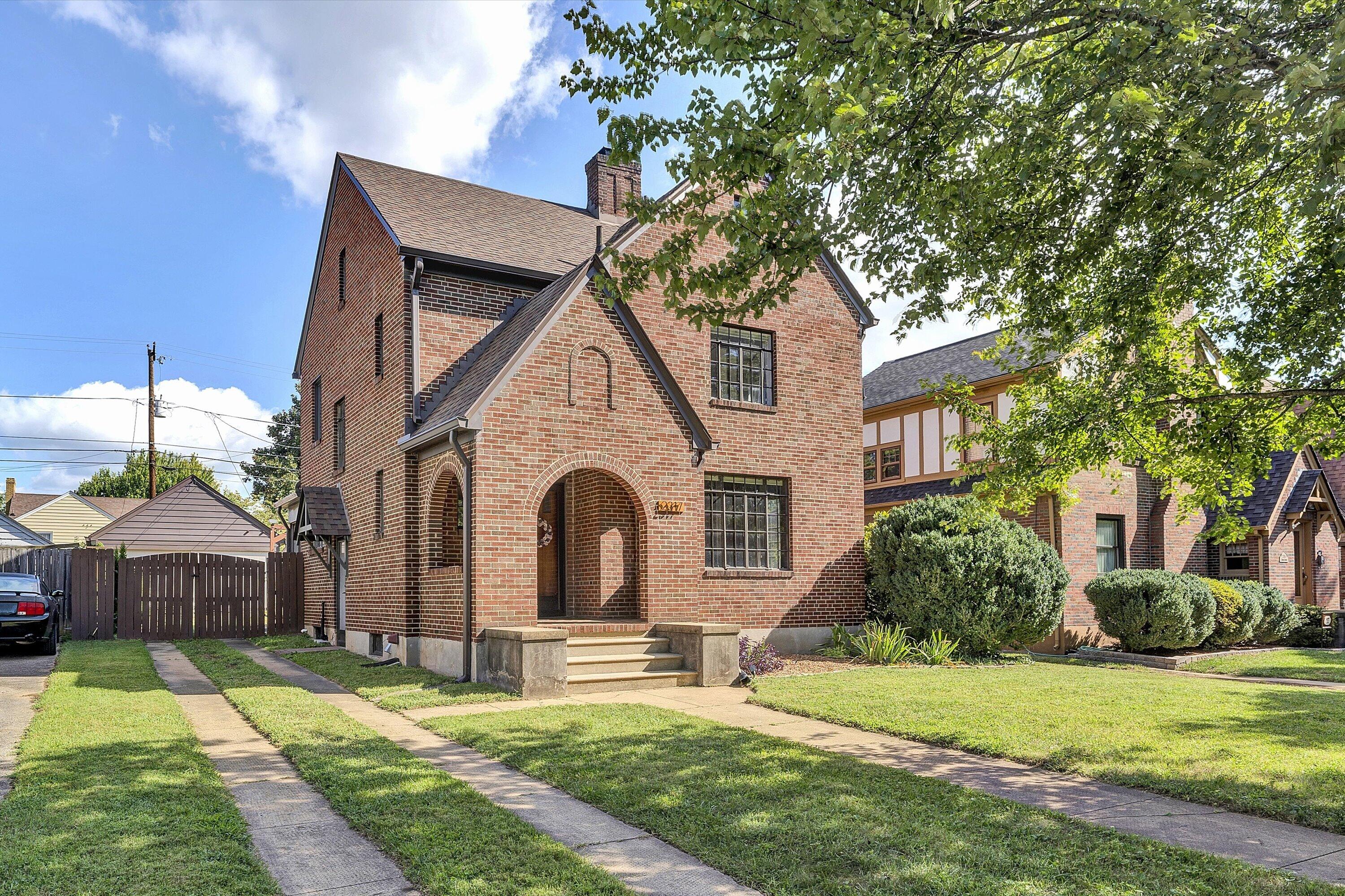 2317 Avenel Ave SW — photo