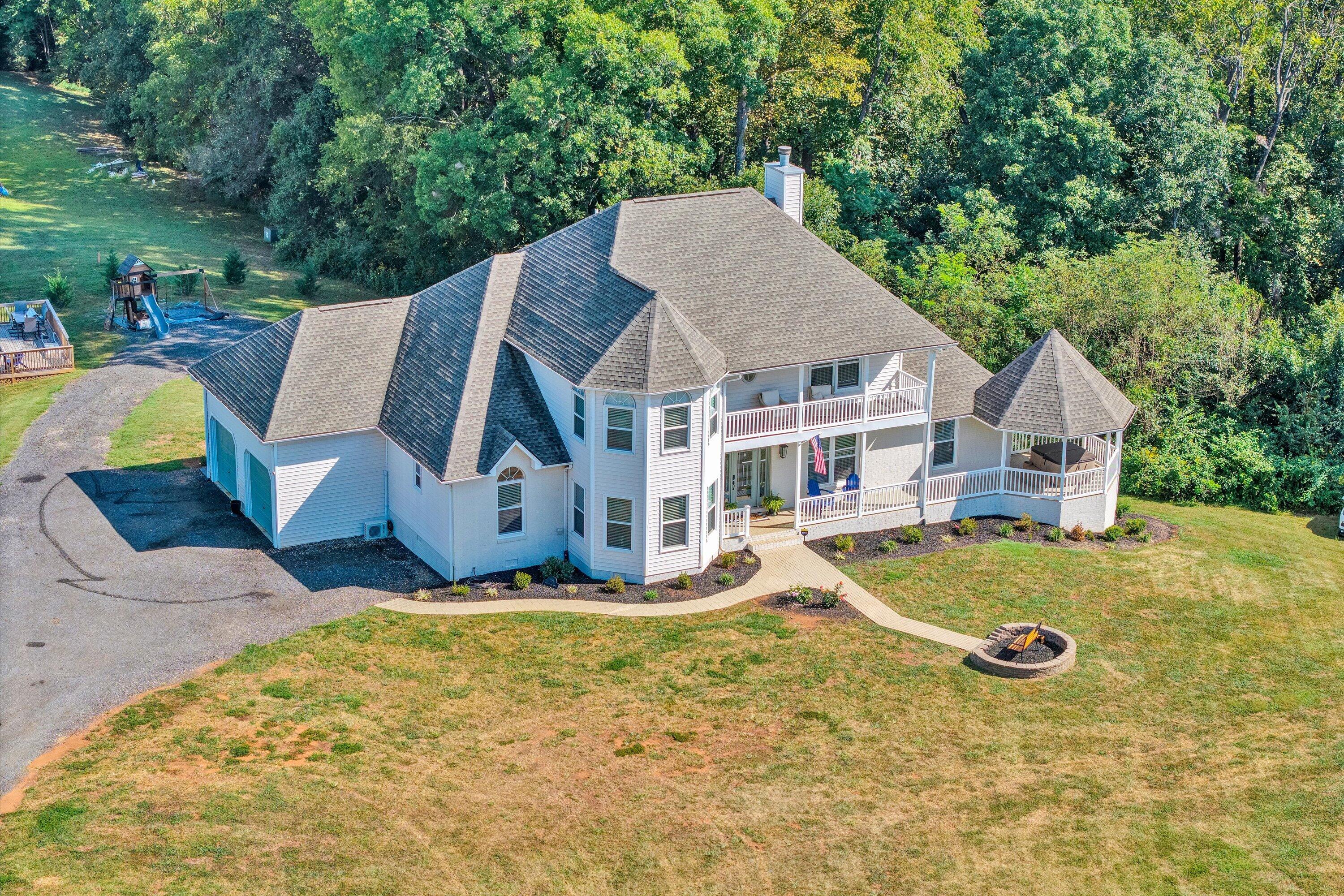 10 Wilkerson Rd — photo