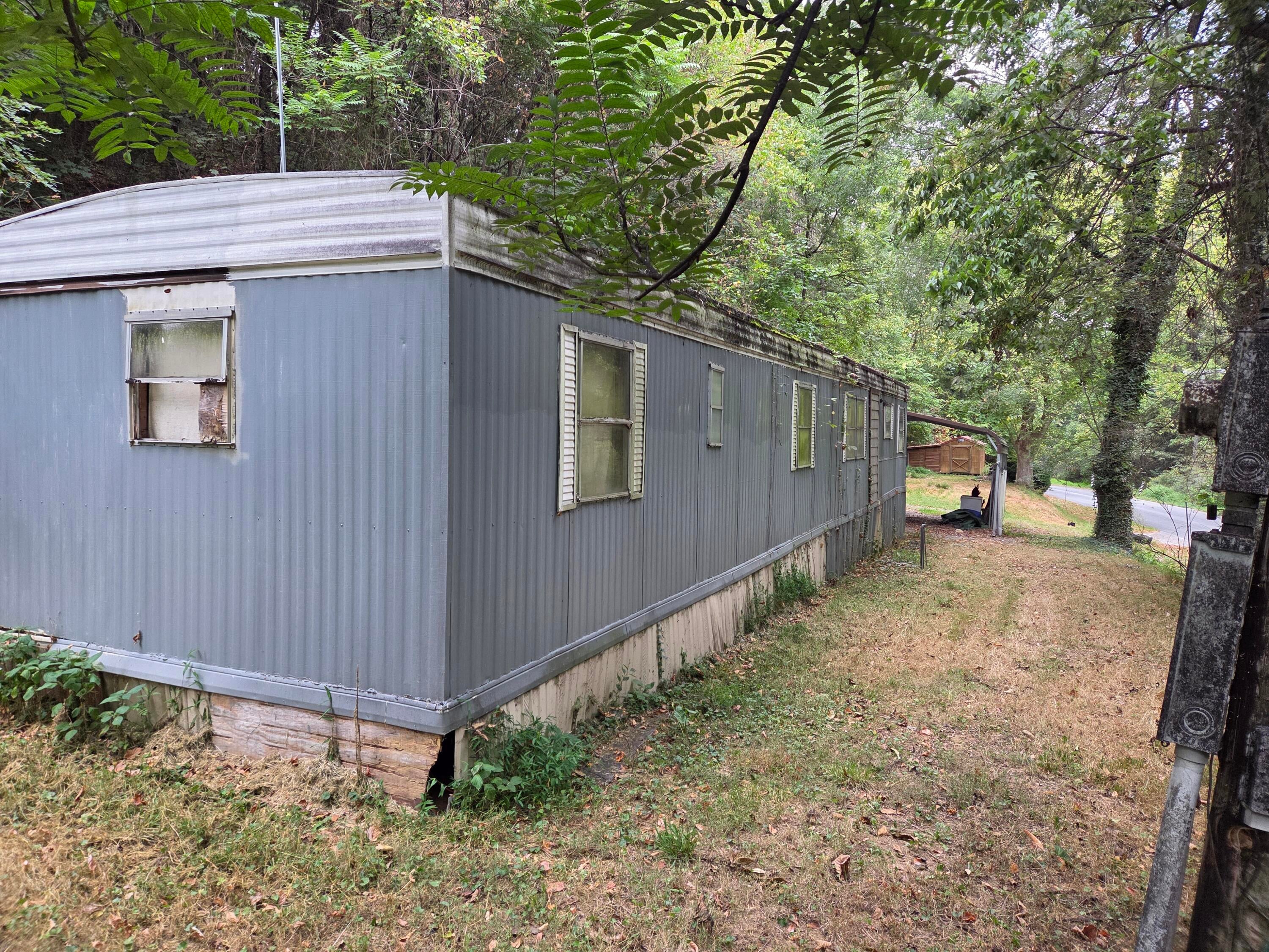 2649 Creekside Dr — photo