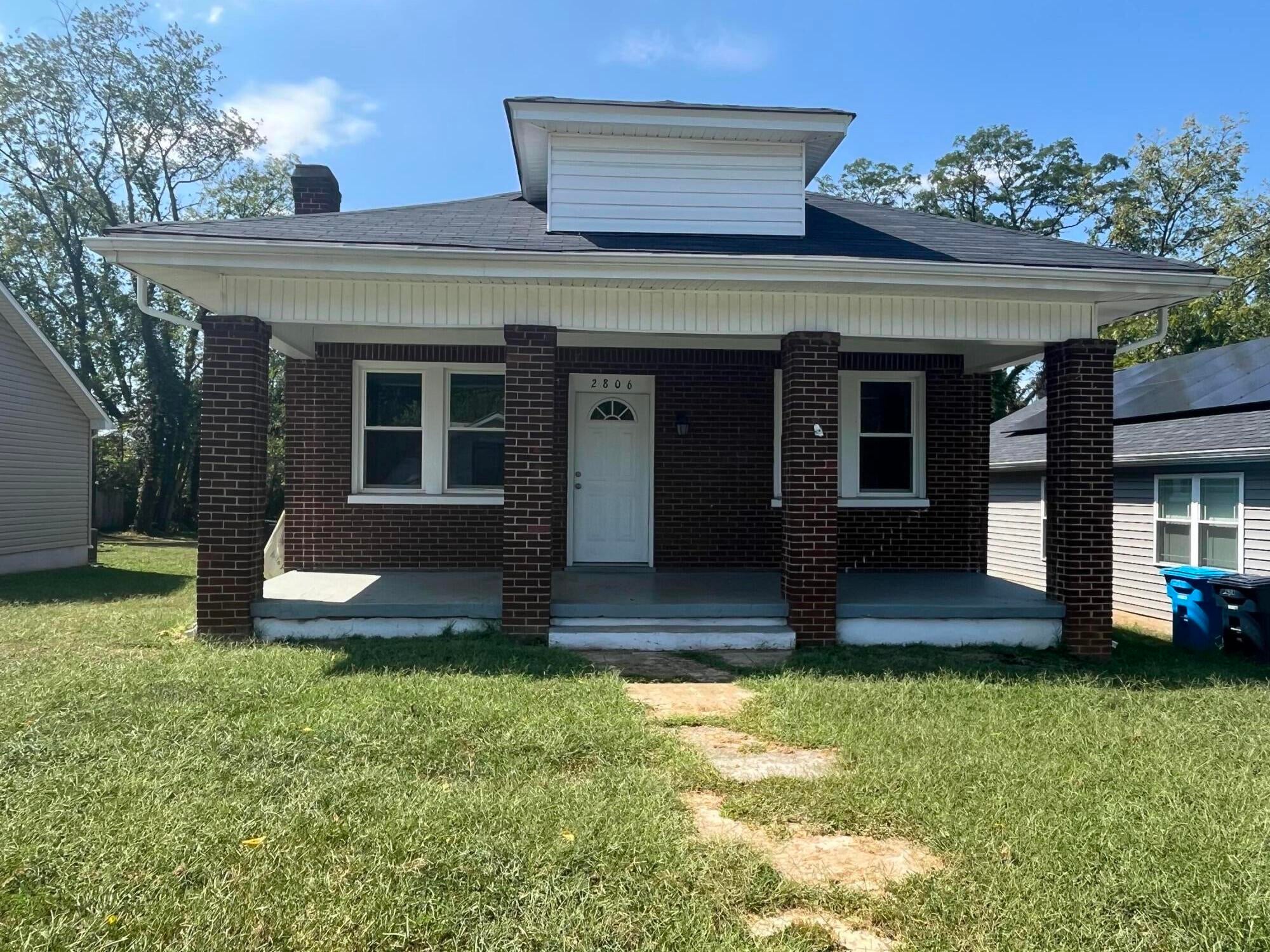 2806 Ridgefield St NE — photo