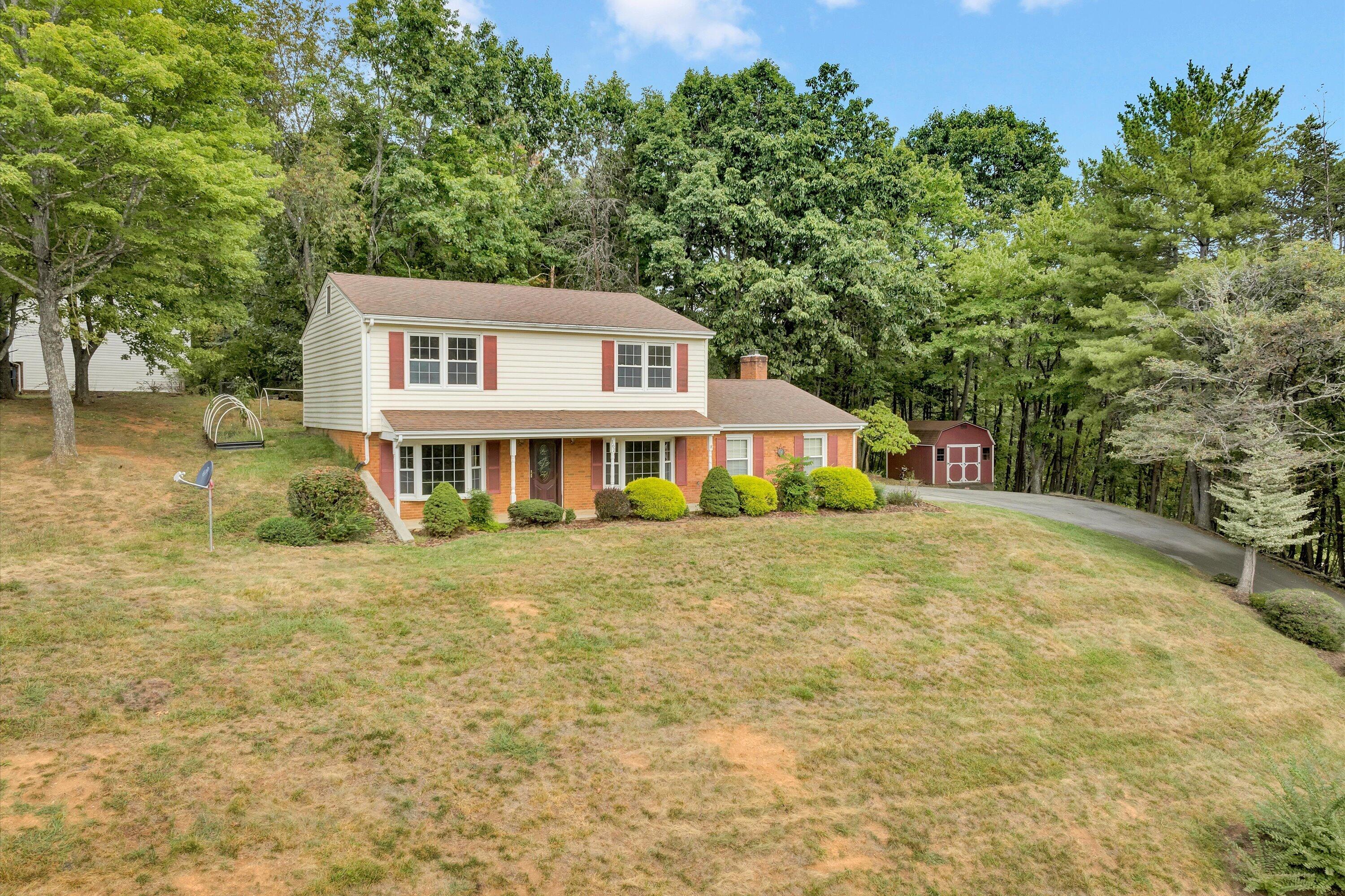 162 Ridgeview RD, Blue Ridge, VA 24064 — photo 2