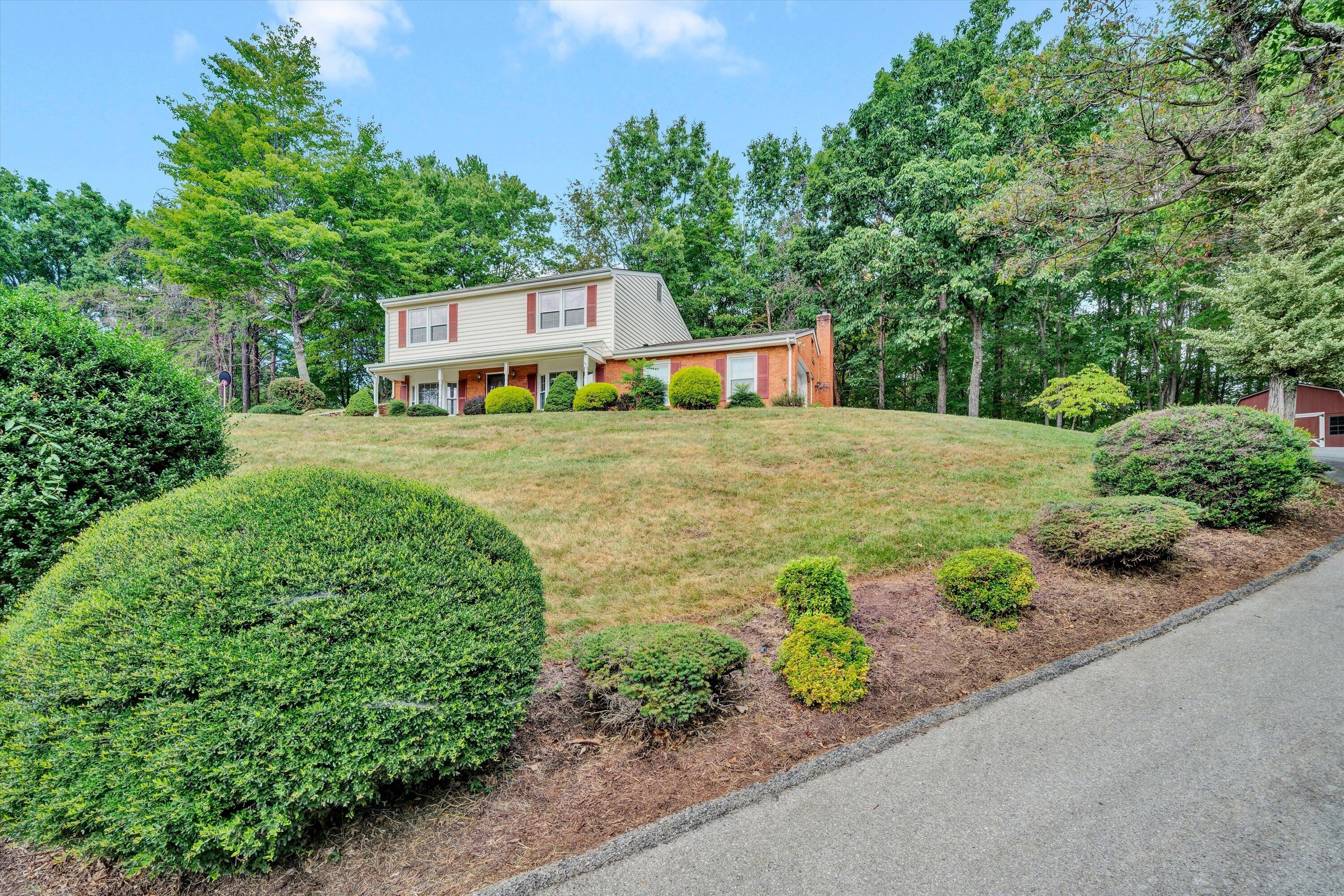 162 Ridgeview RD, Blue Ridge, VA 24064 — photo 3