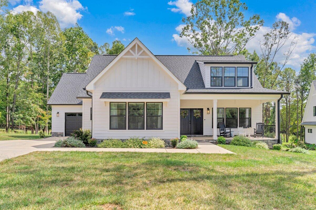 118 Pointe O Woods Dr — photo
