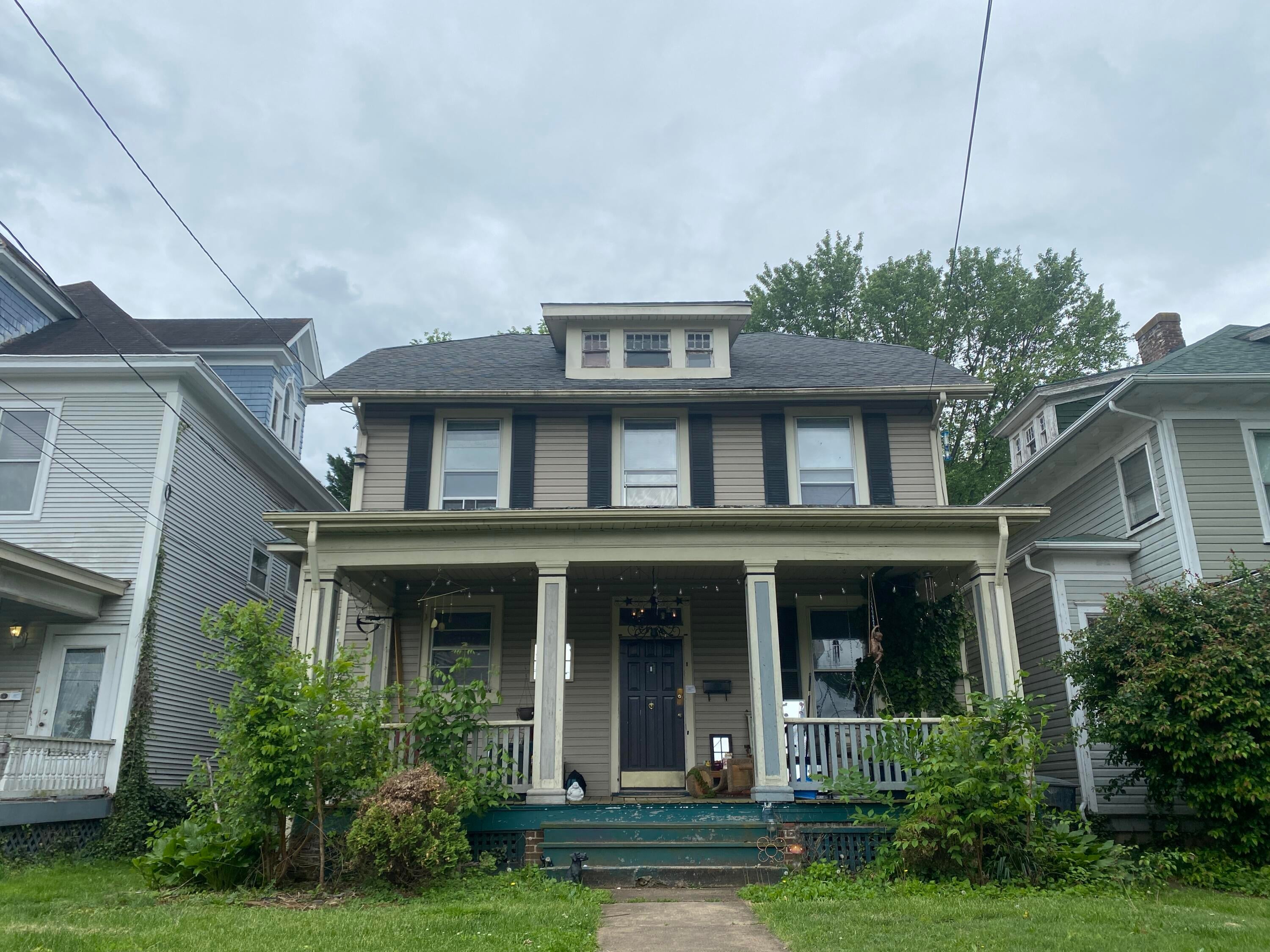 510 King George Ave SW B — photo