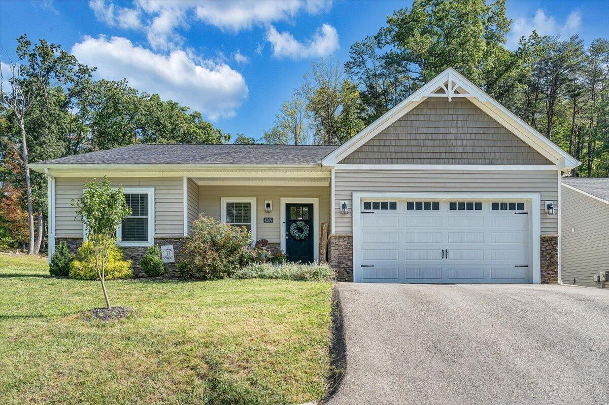 4269 Daugherty Rd — photo