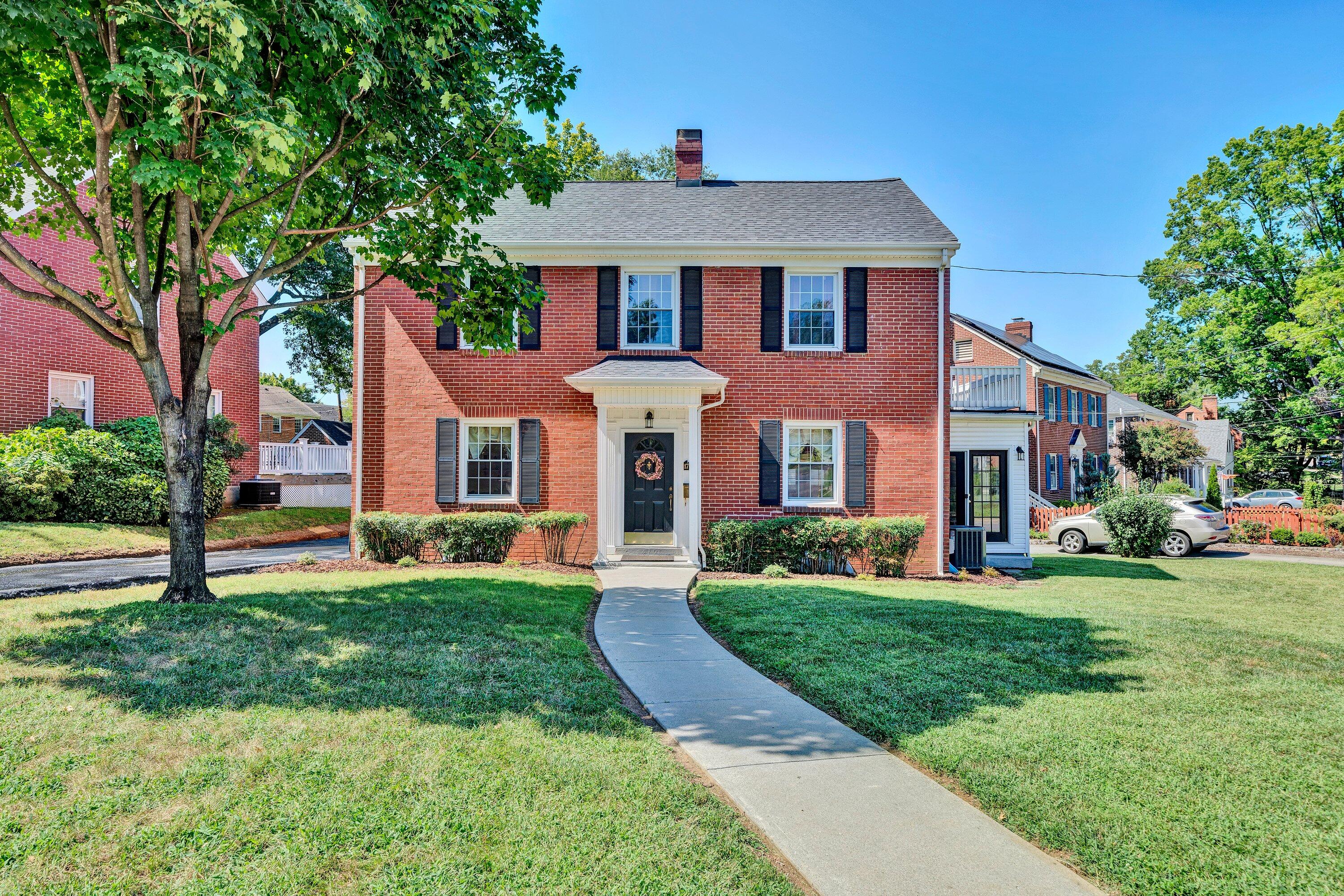 1701 Mount Vernon Rd SW — photo