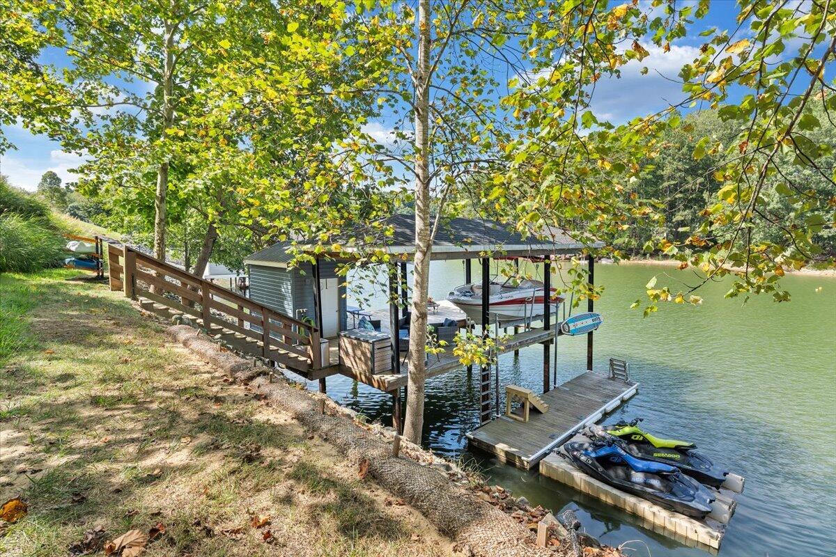 41 Old Point RD, Moneta, VA 24121 — photo 3