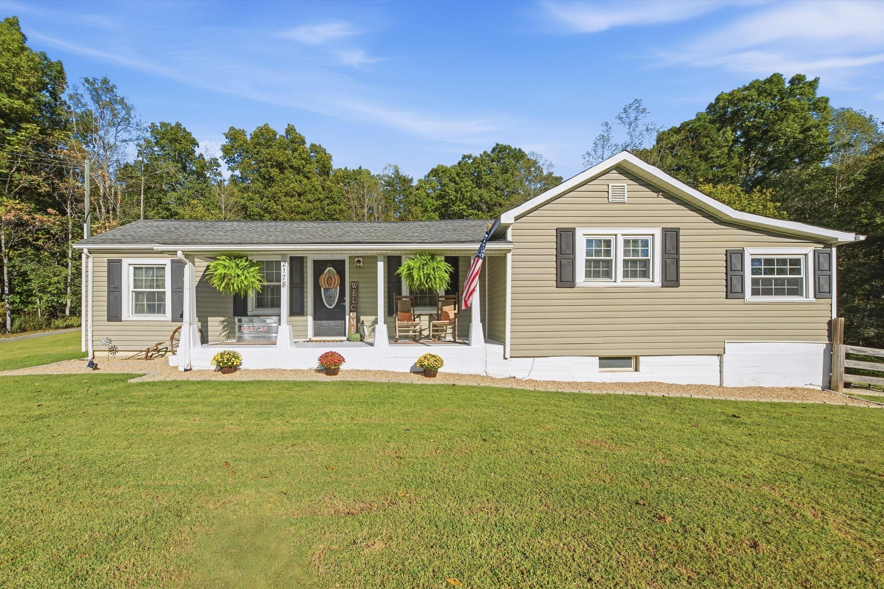 2178 Jordantown Rd — photo
