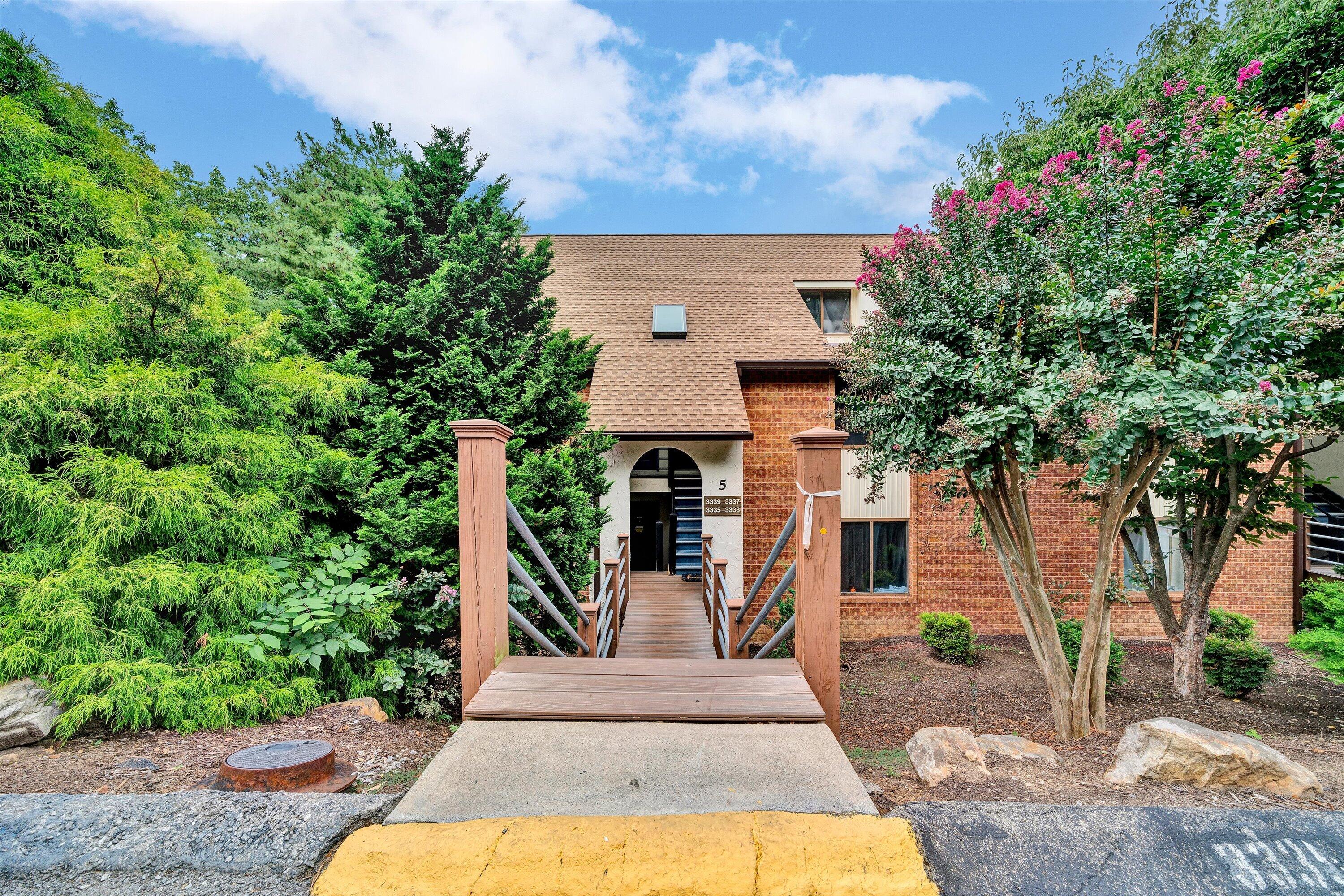 3337 Forest Ridge RD, Roanoke, VA 24018 — photo 2
