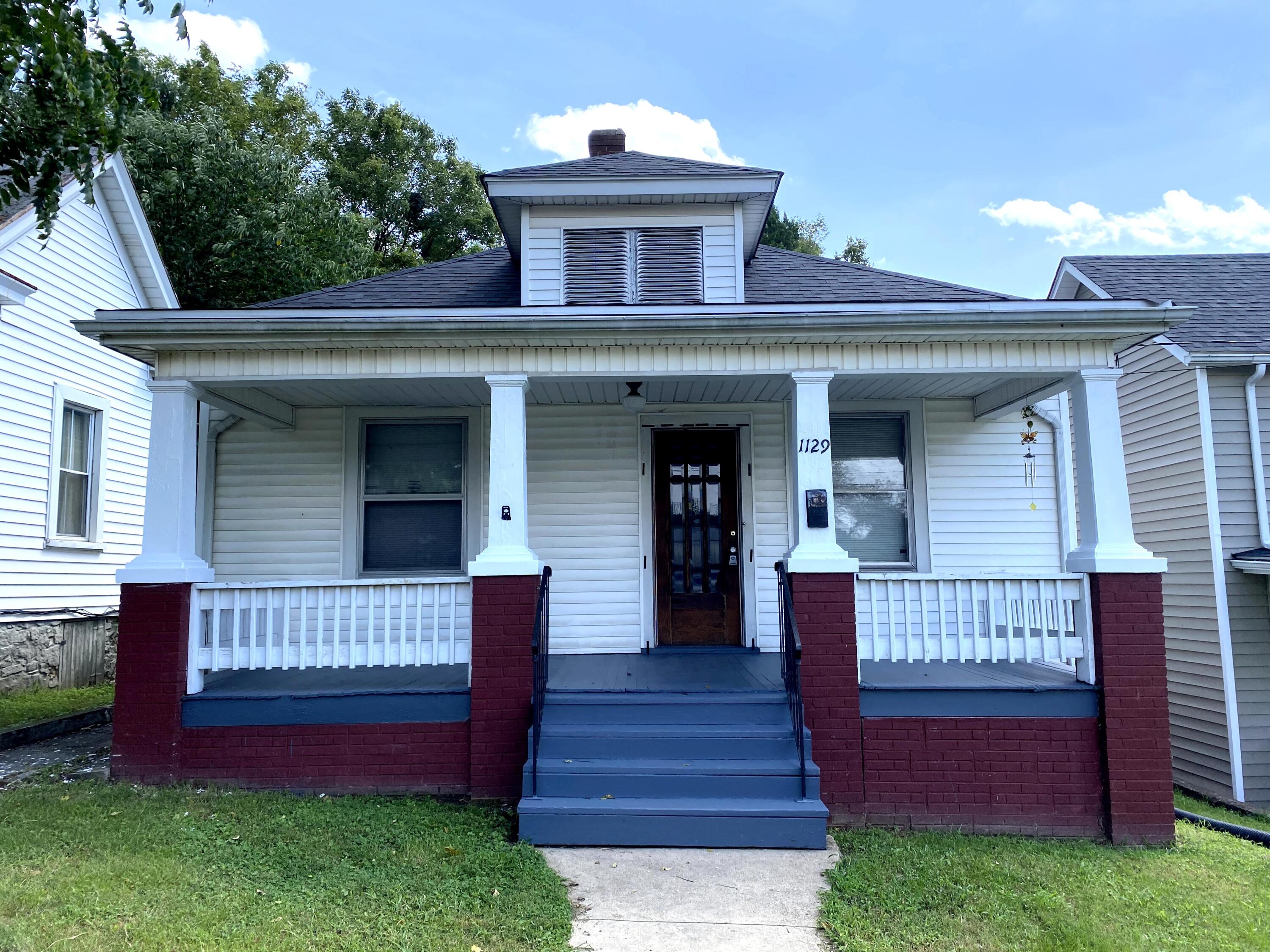 1129 Stewart Ave SE — photo
