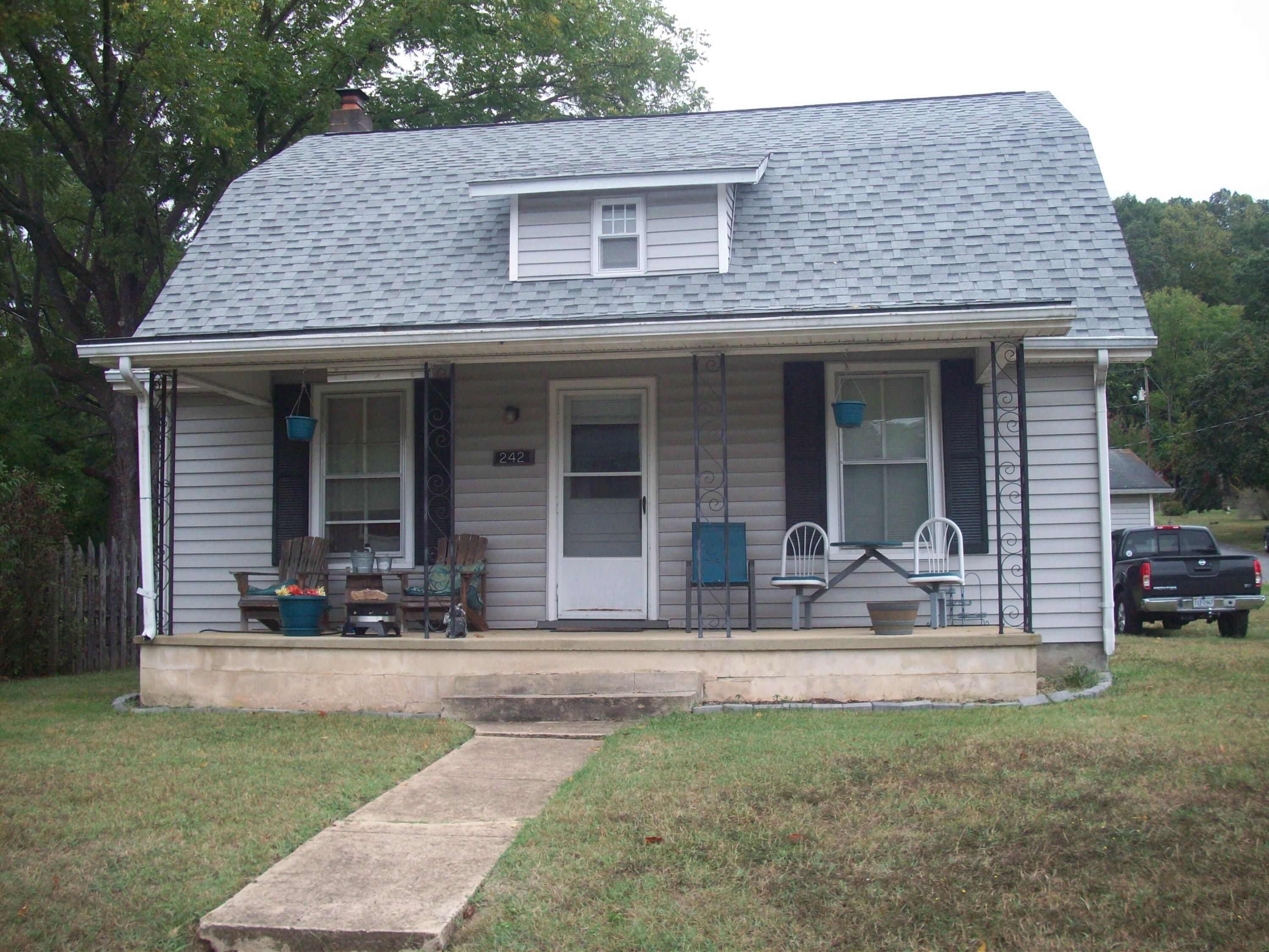 242 Culpepper Ave — photo