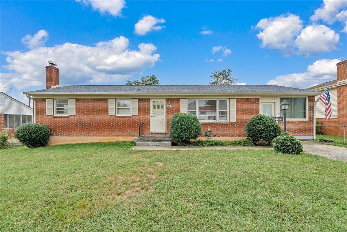 631 Santee Rd — photo