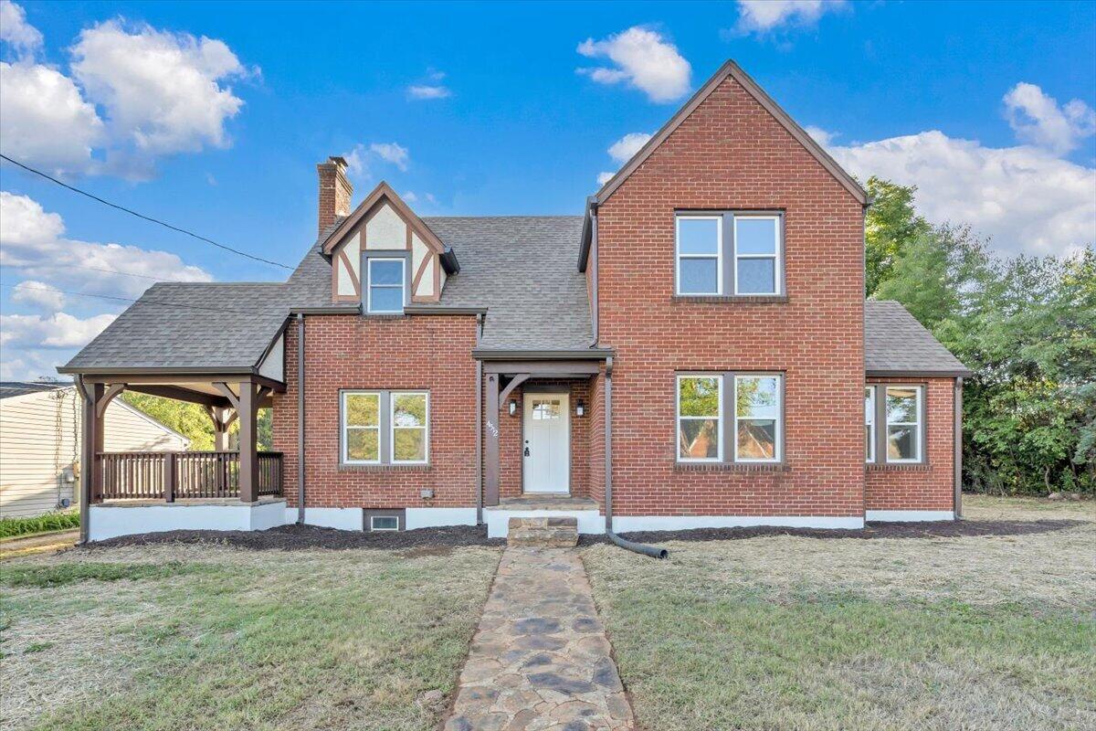 4512 Delray St NW — photo