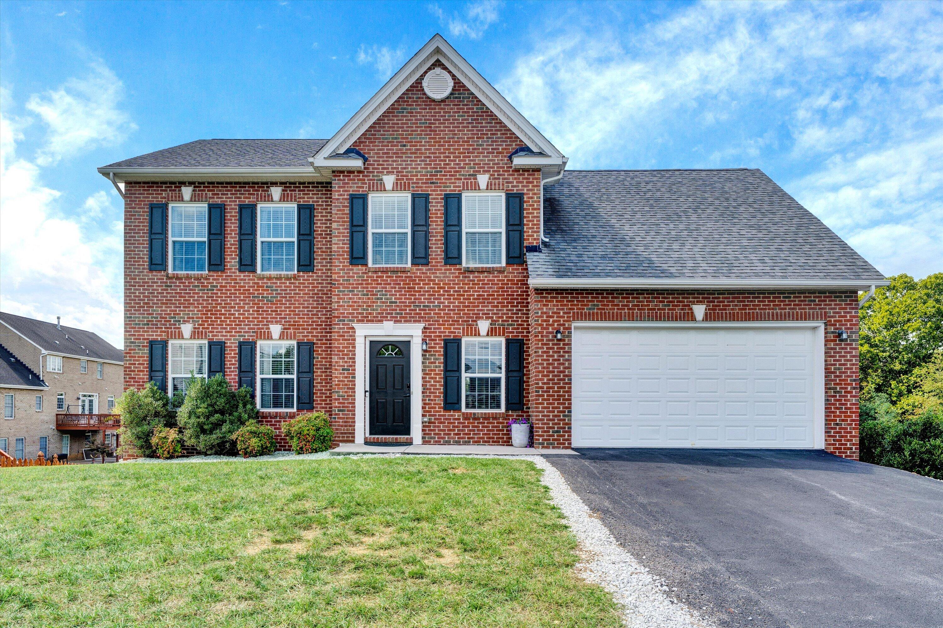 2914 Adam Dr — photo