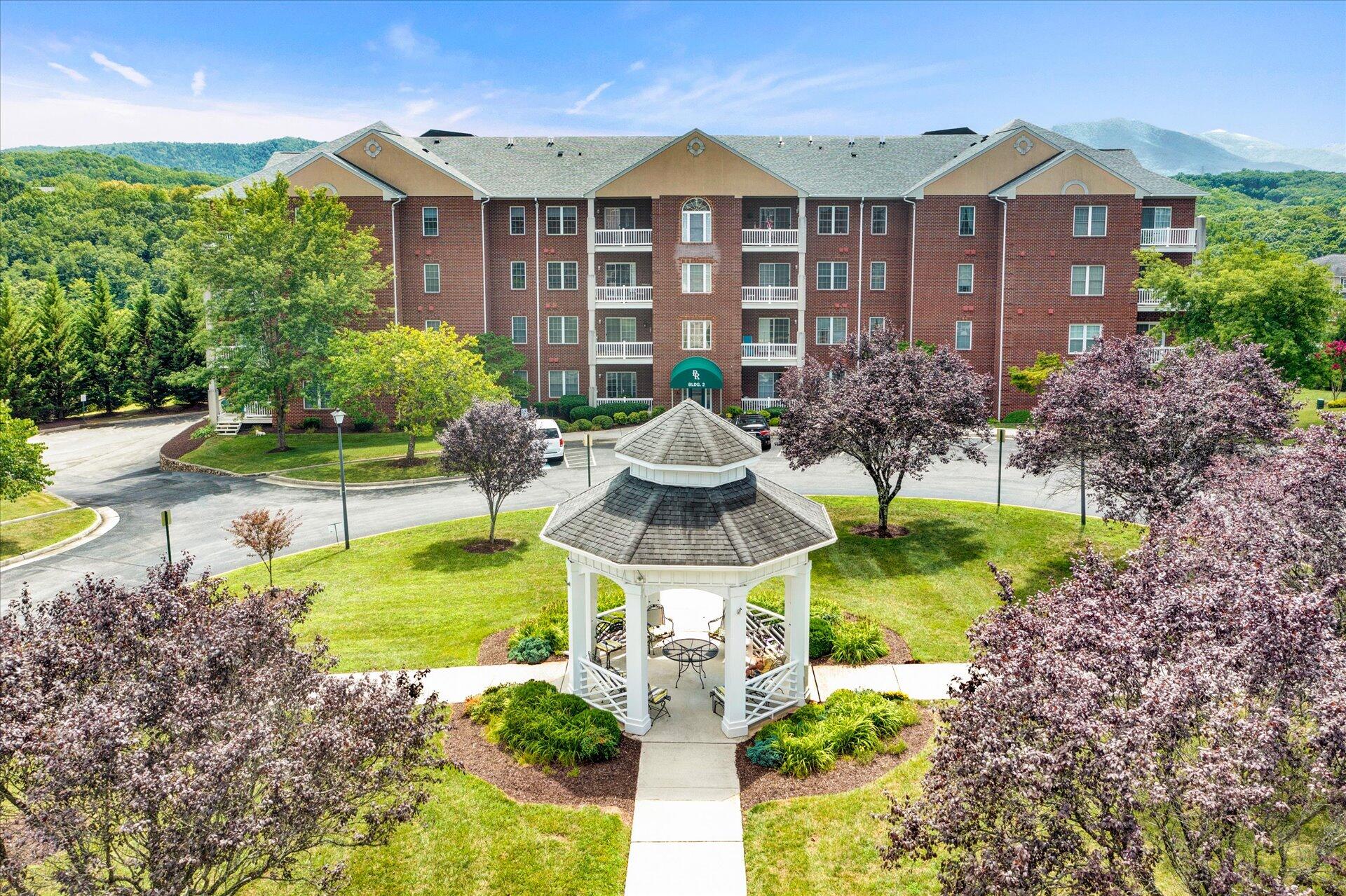 4434 Pheasant Ridge Rd 403 — photo