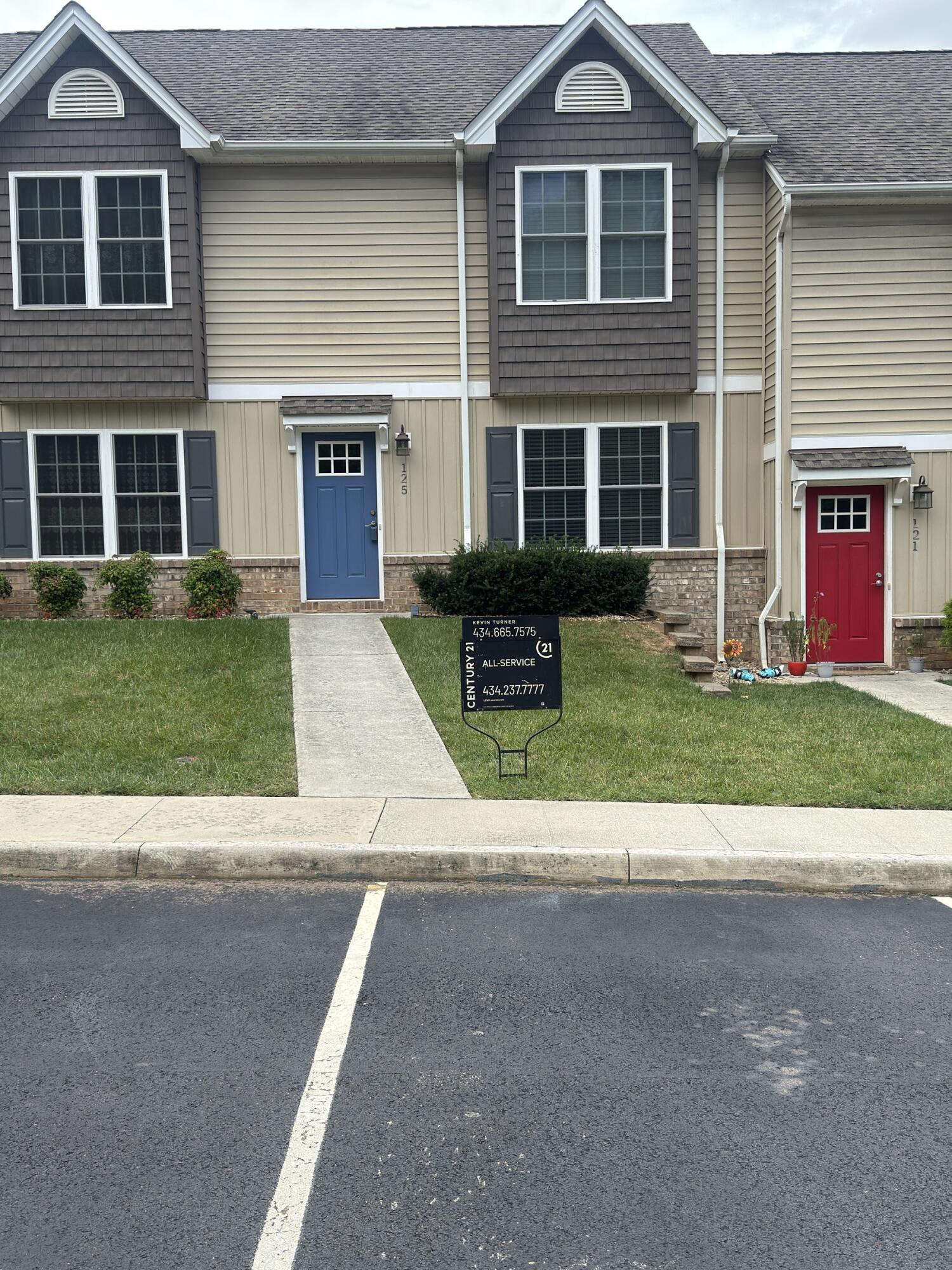 125 Squire Cir — photo