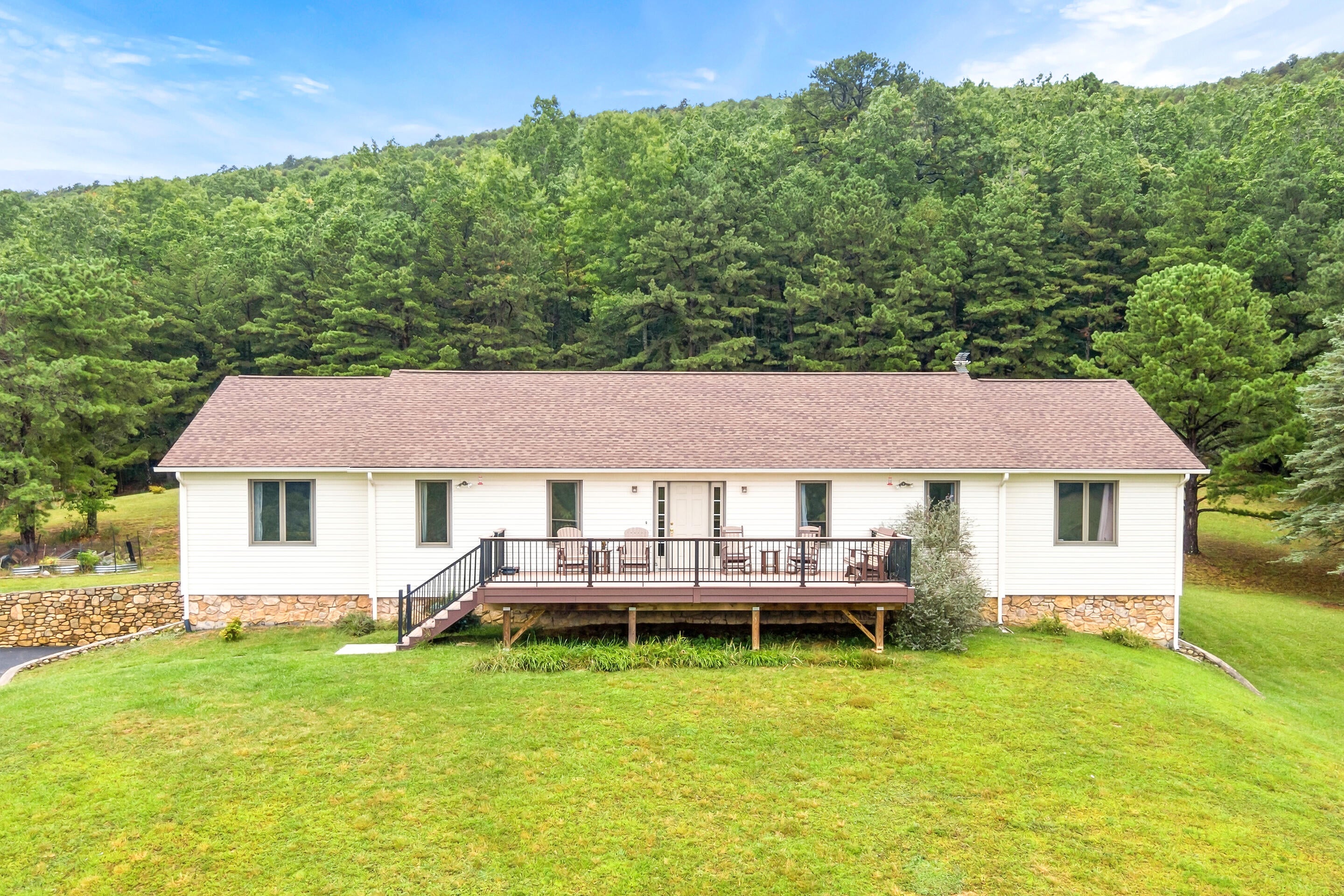 8261 Filly Ct — photo