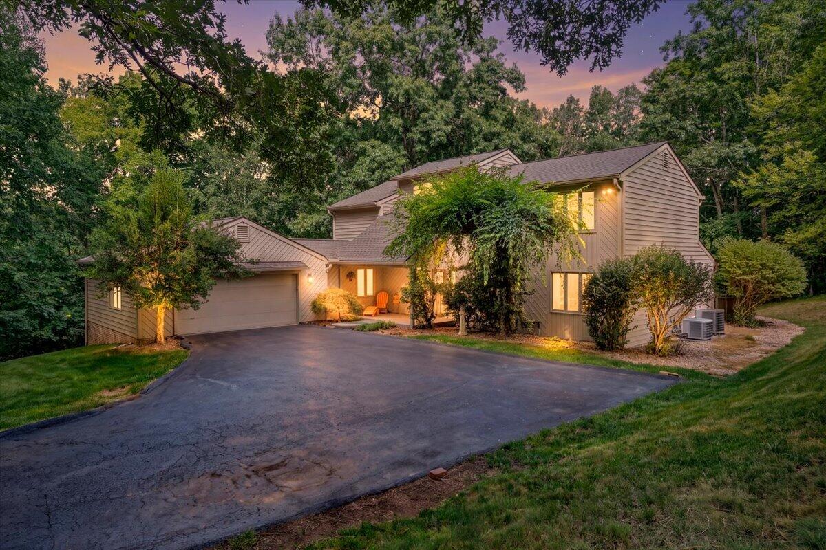 6709 Raintree Rd — photo