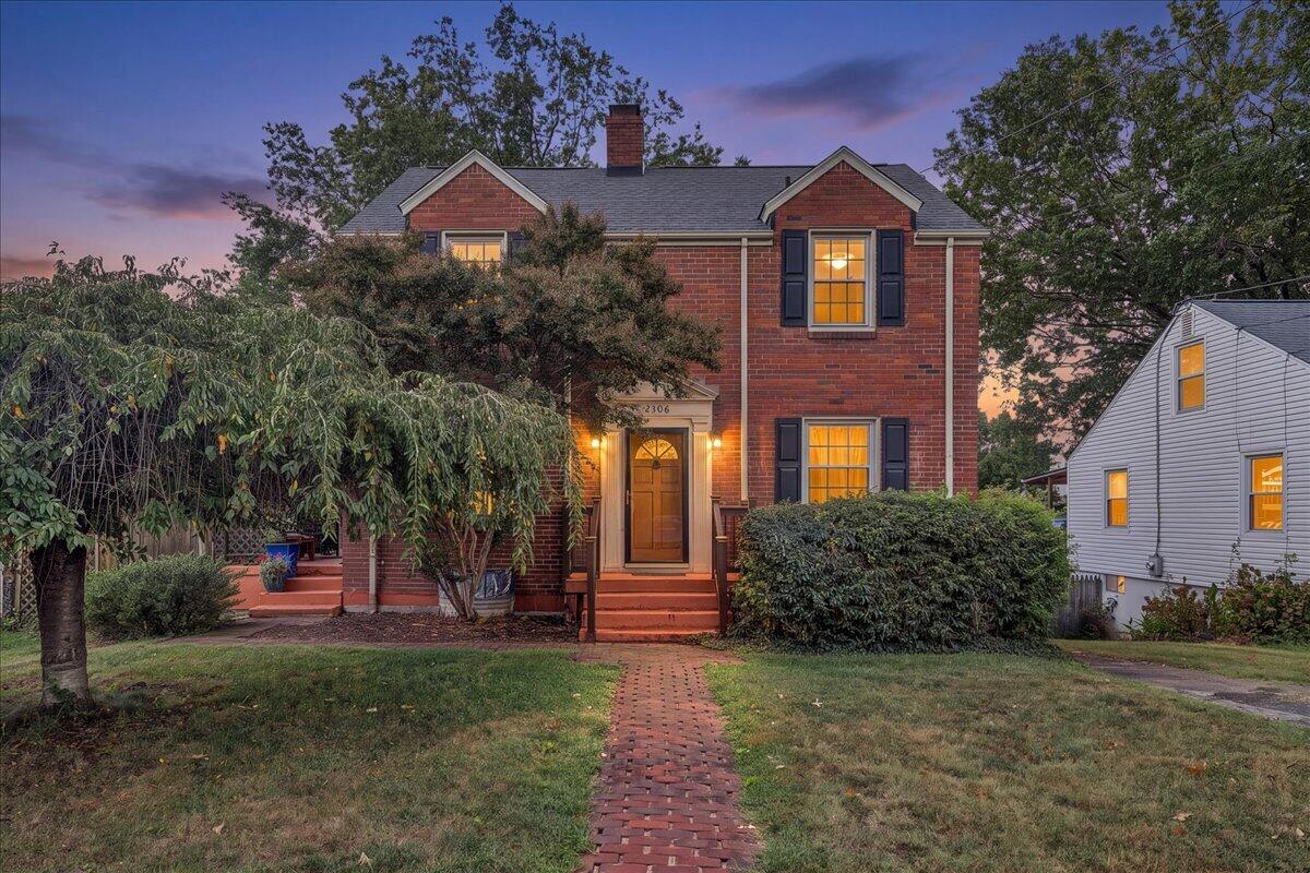2306 Berkley Ave SW — photo