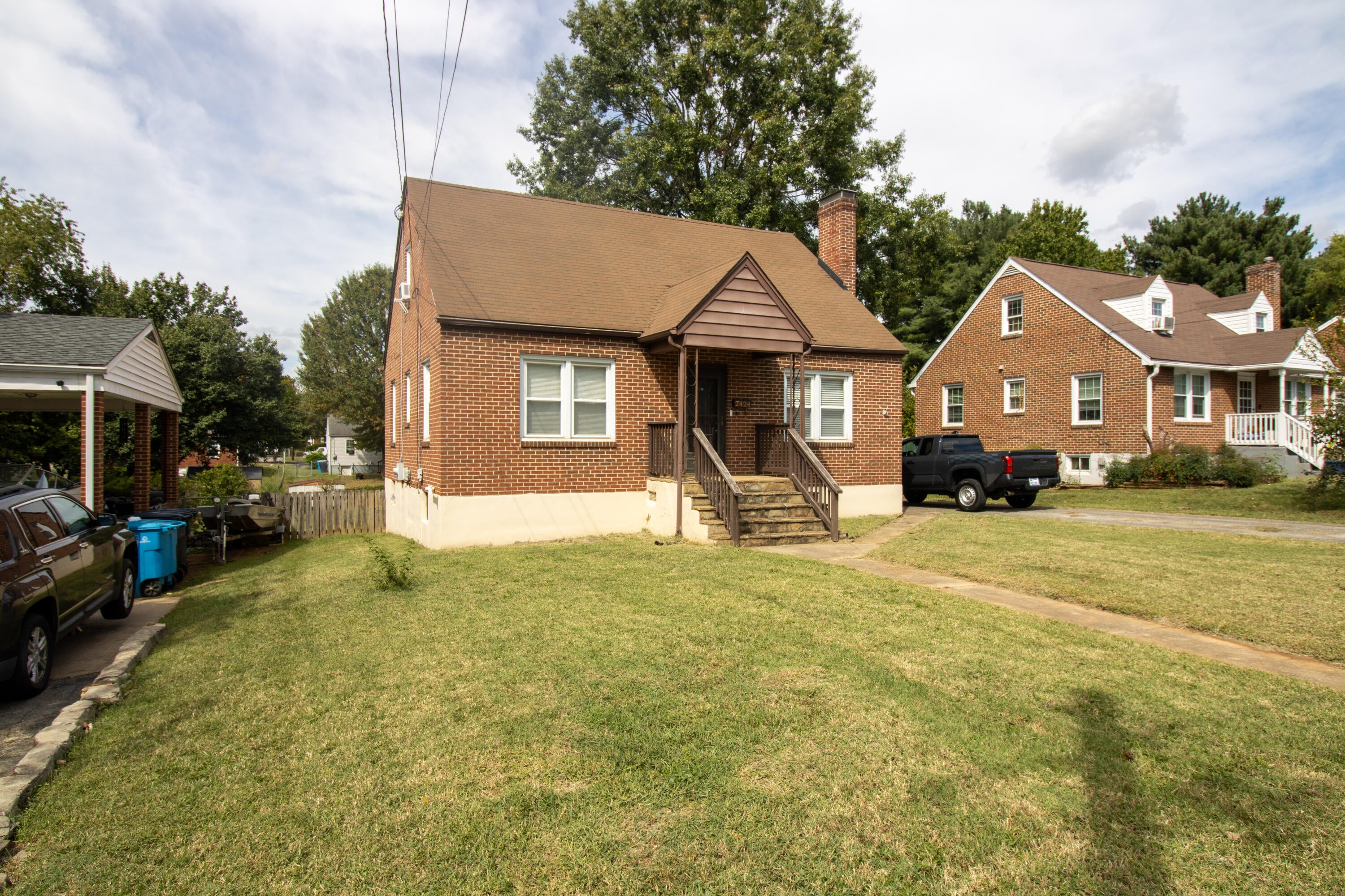 2424 Floraland Dr NW — photo
