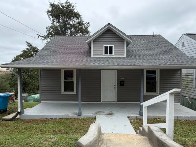 1120 12th St SE — photo