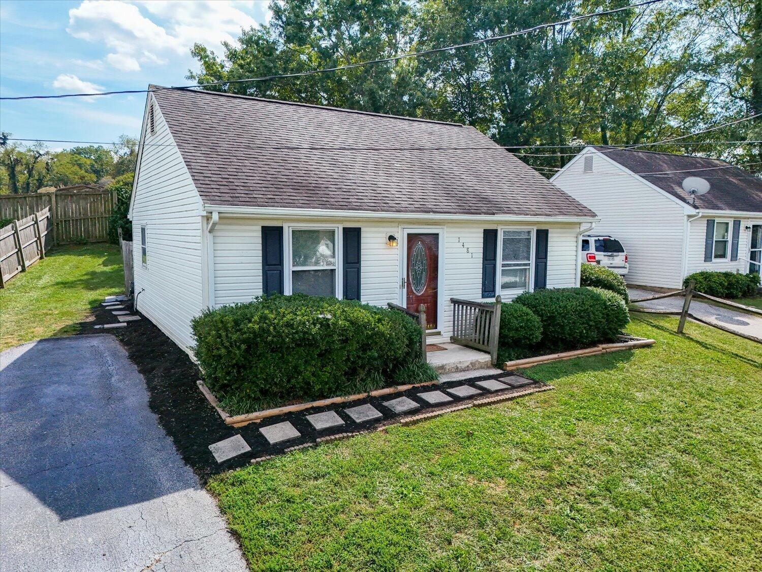 1481 Kefauver Rd SE — photo