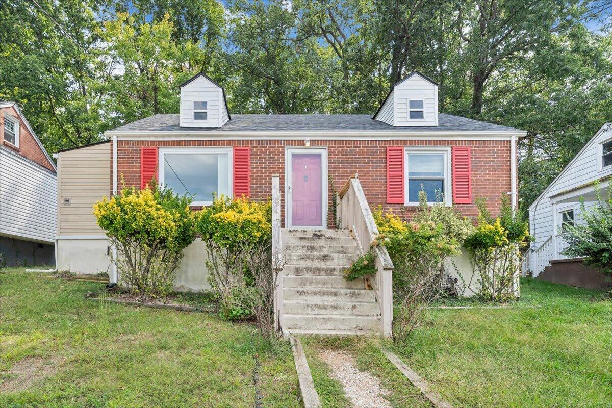2812 Sweetbrier Ave SW — photo