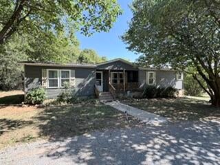 1096 Wells Rd — photo