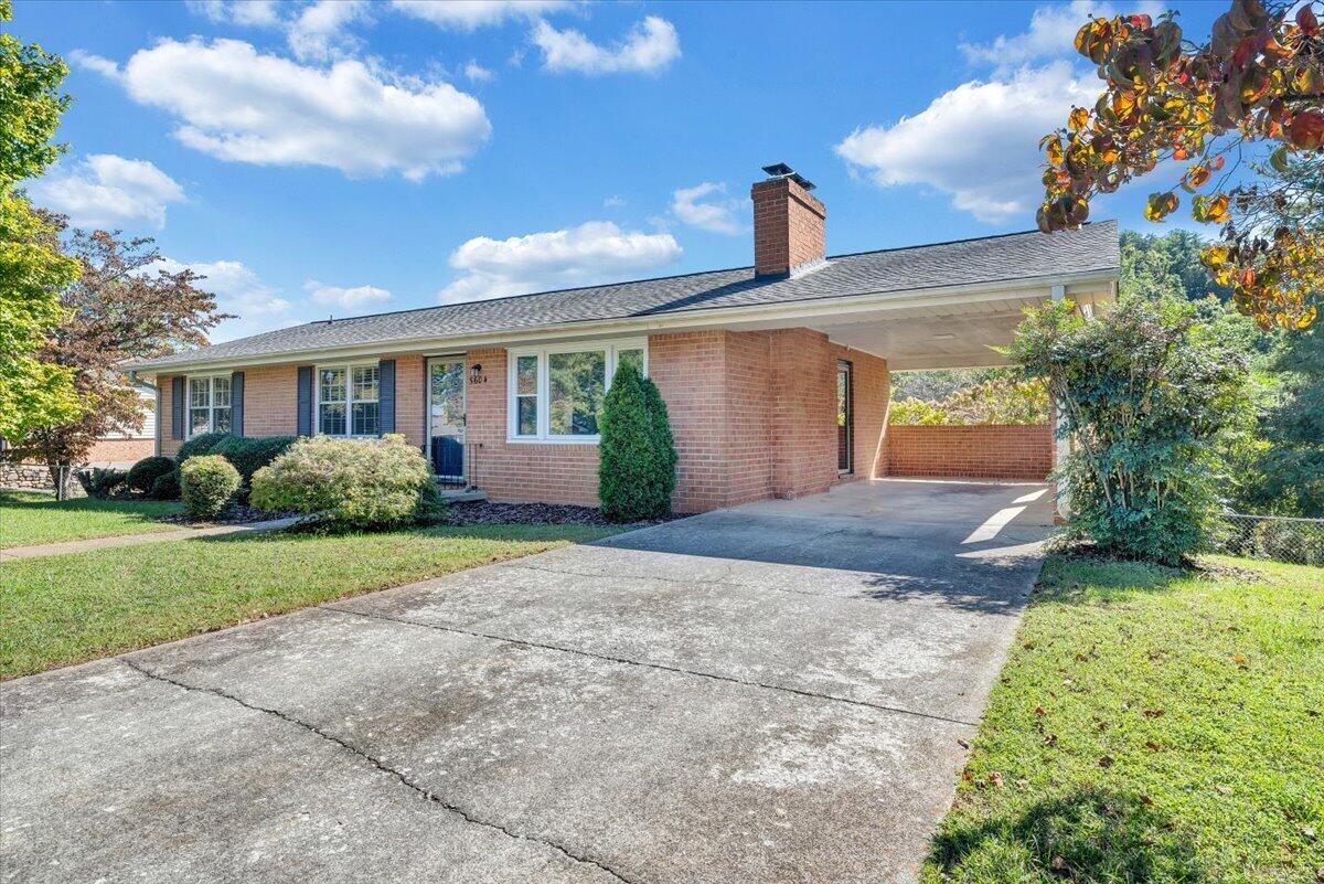 5604 Green Meadow Rd — photo