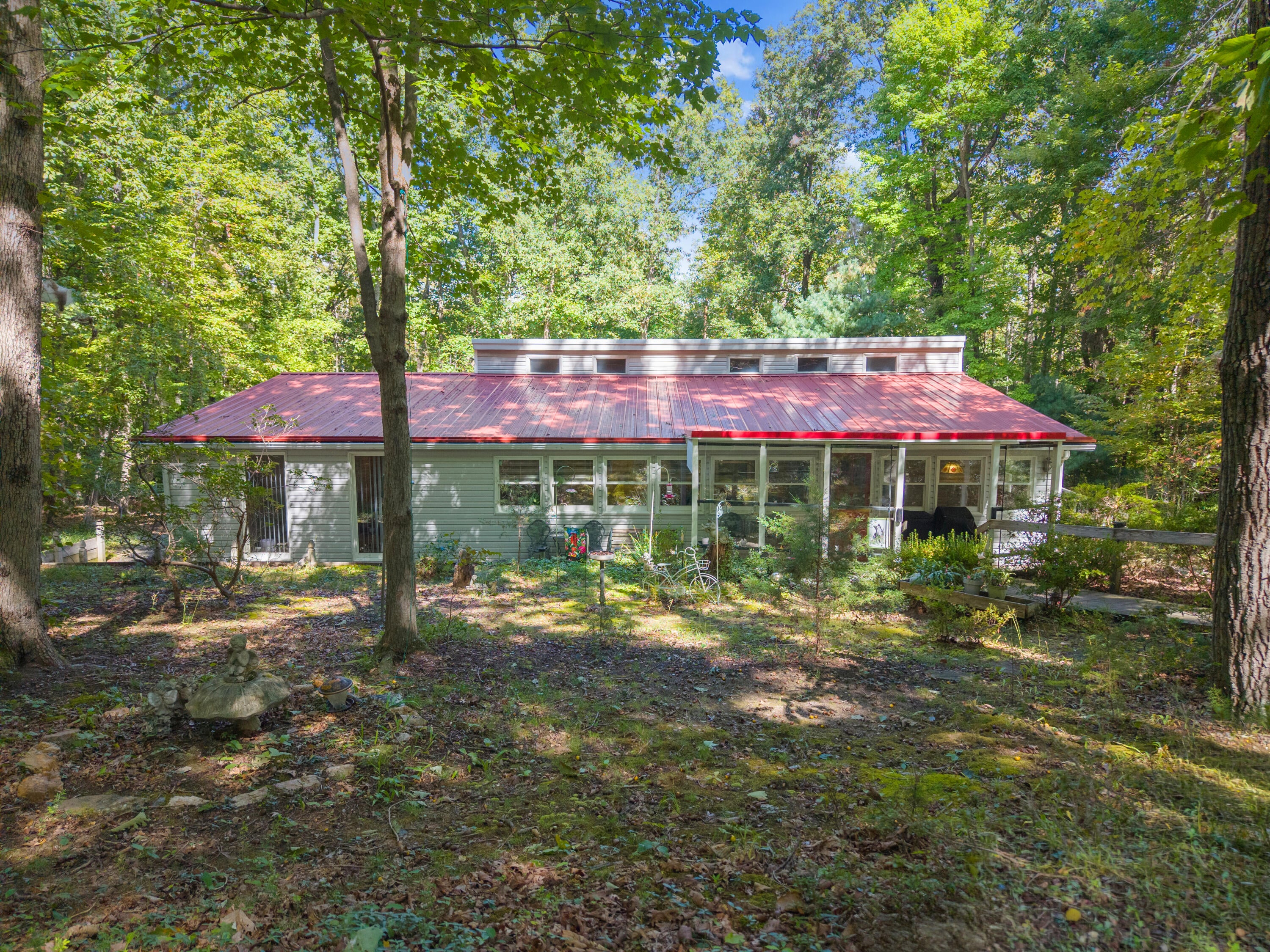 285 Sontag Rd — photo