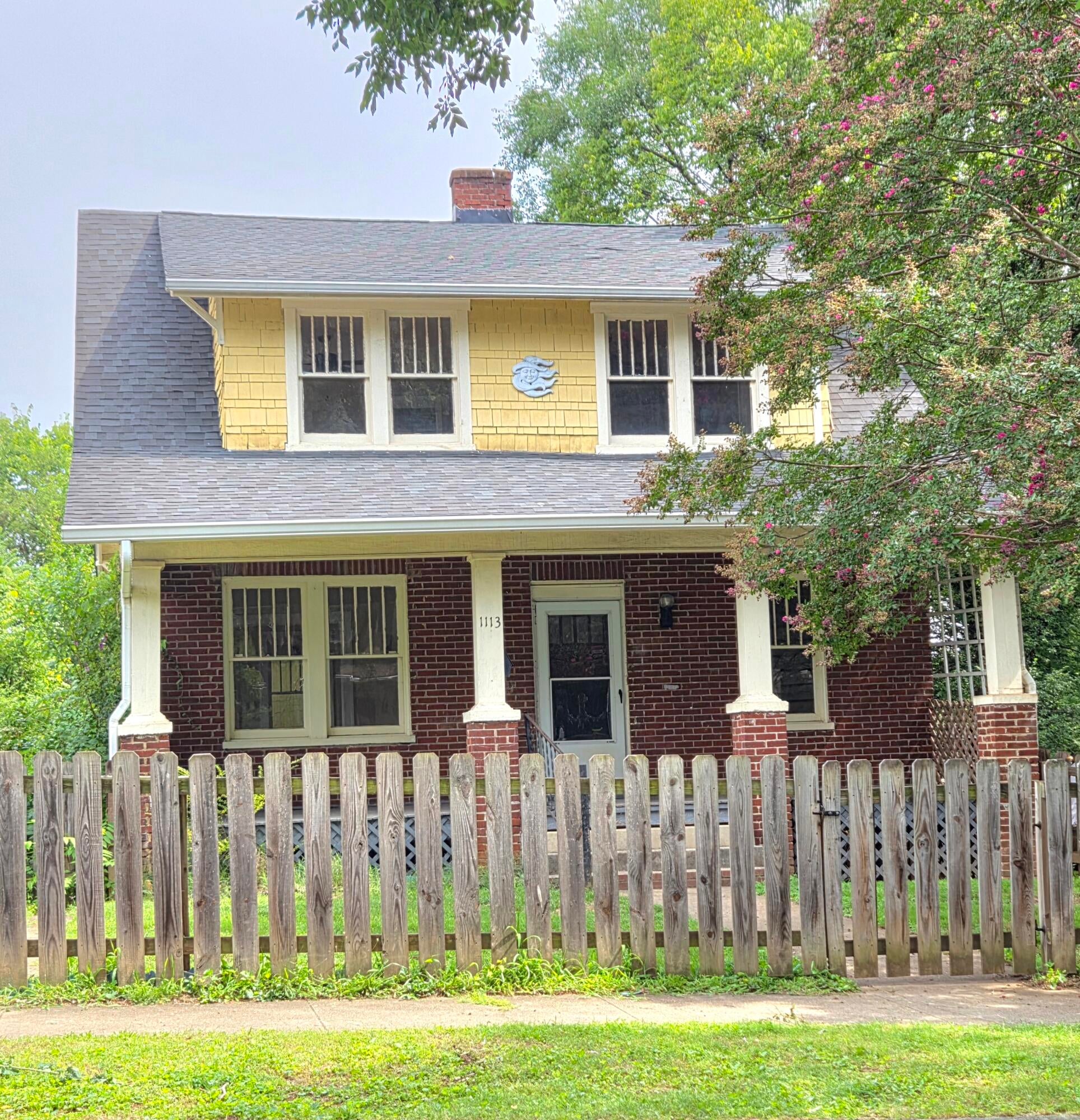 1113 Winona Ave SW — photo