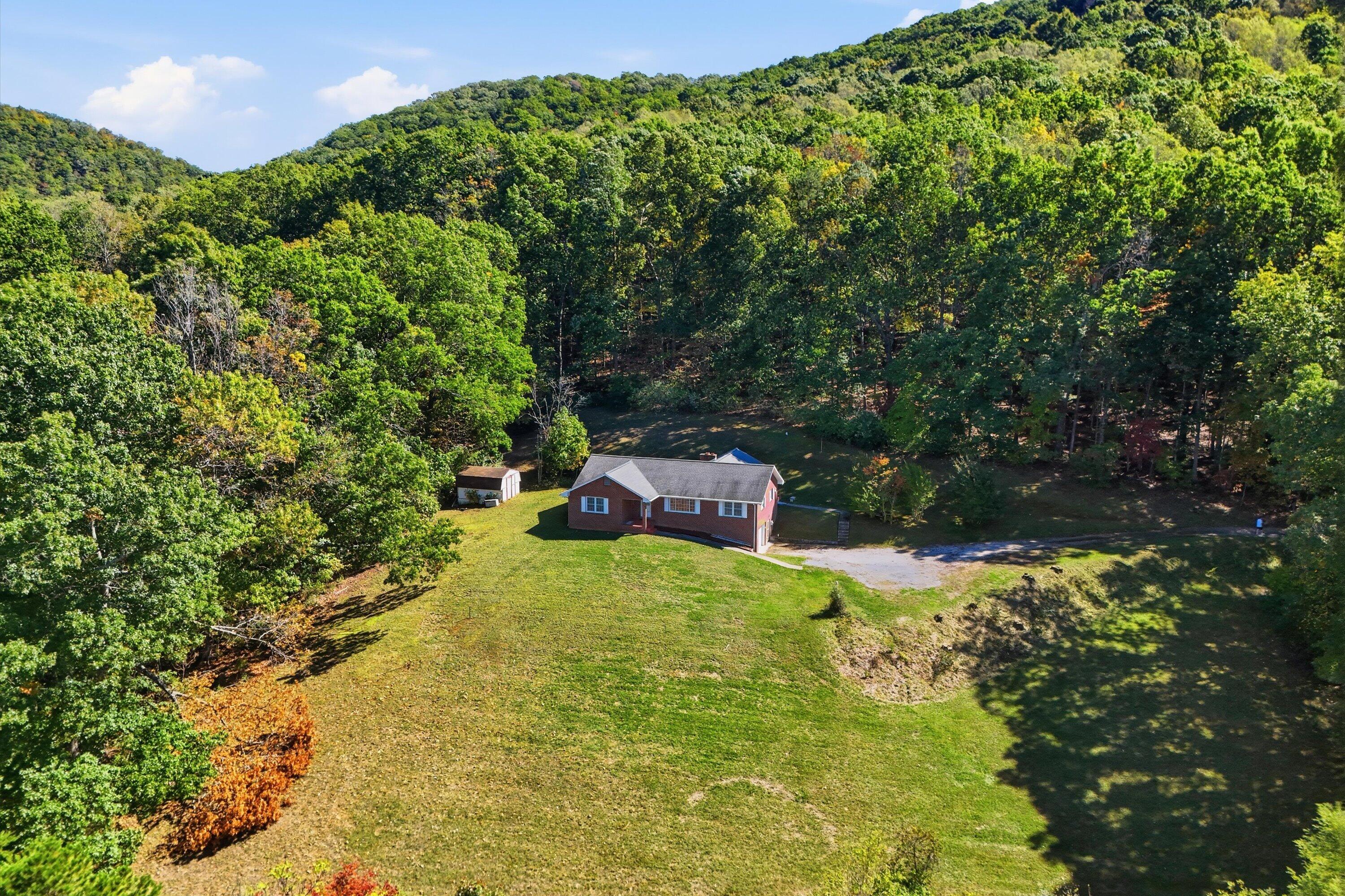 251 Little Mountain Rd — photo
