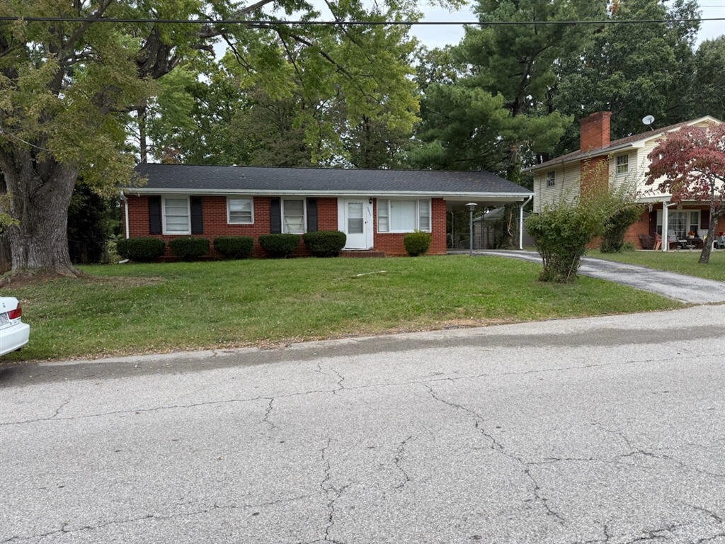 5031 Showalter Rd NW — photo