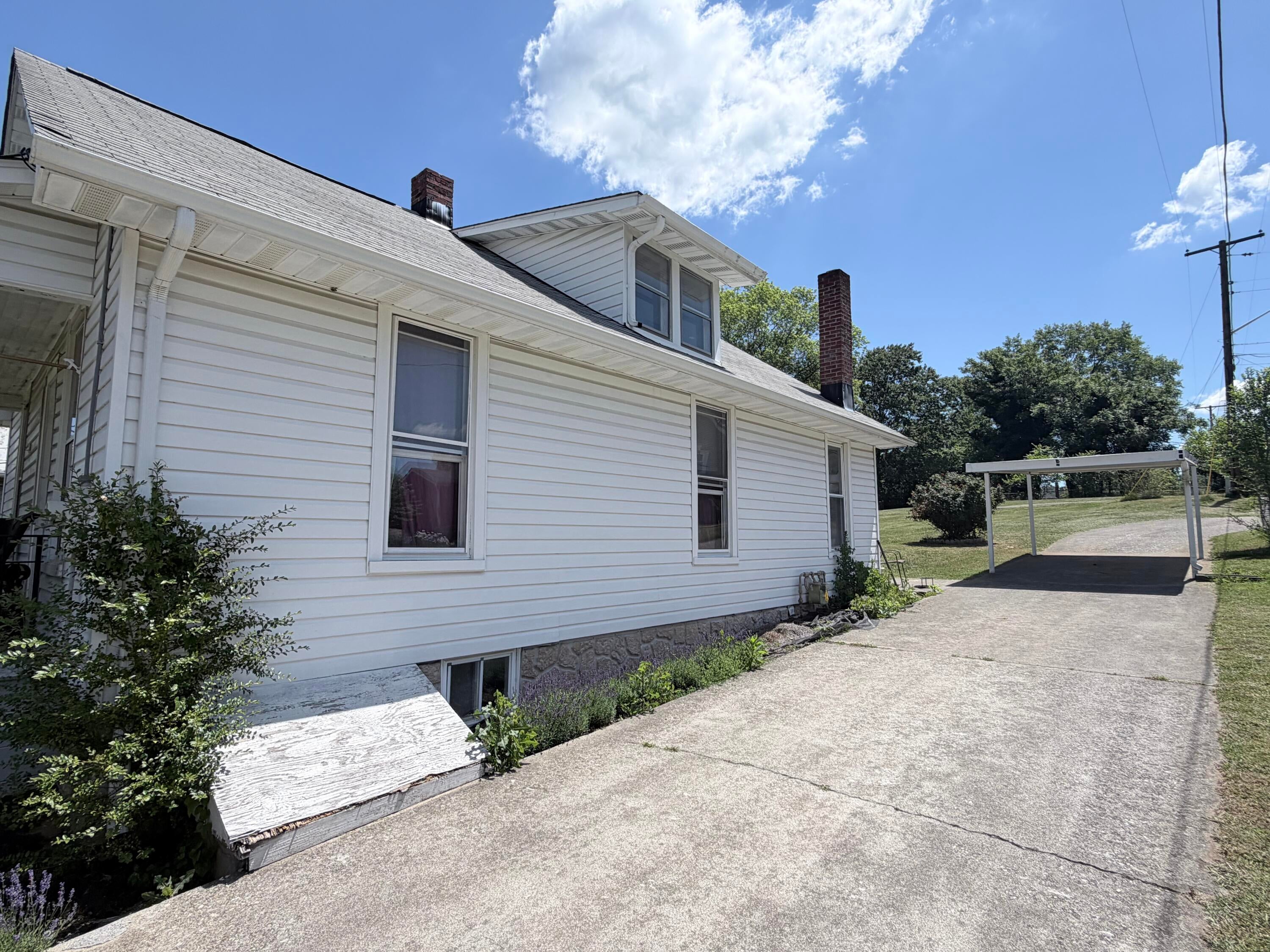 3436 New Spring Branch RD SE, Roanoke, VA 24014 — photo 2