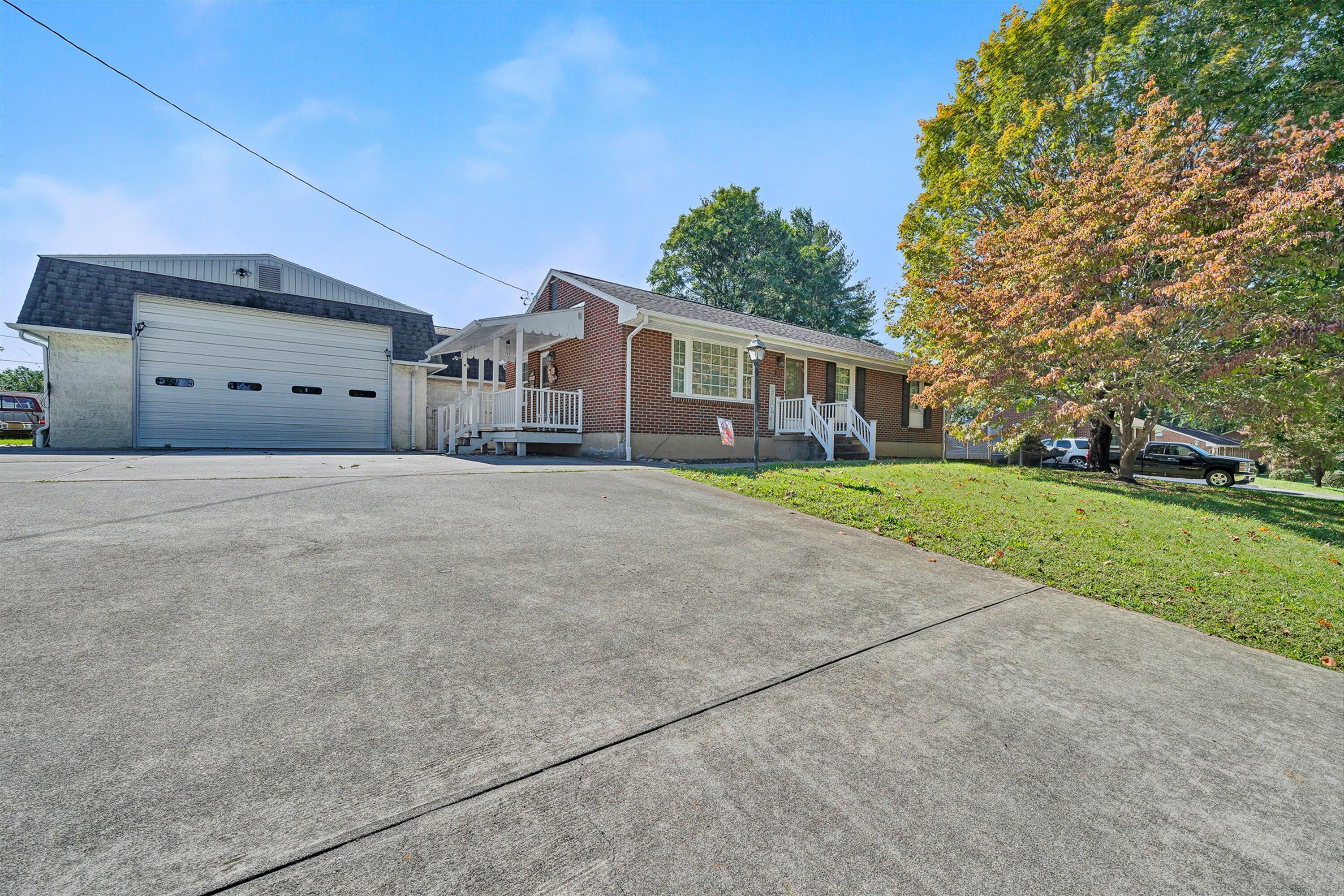111 Texas Hollow Rd — photo