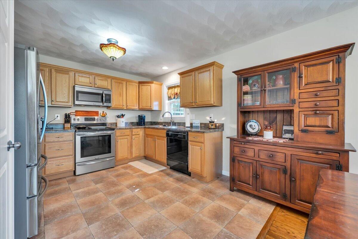2846 Pendleton RD, Thaxton, VA 24174 — photo 2