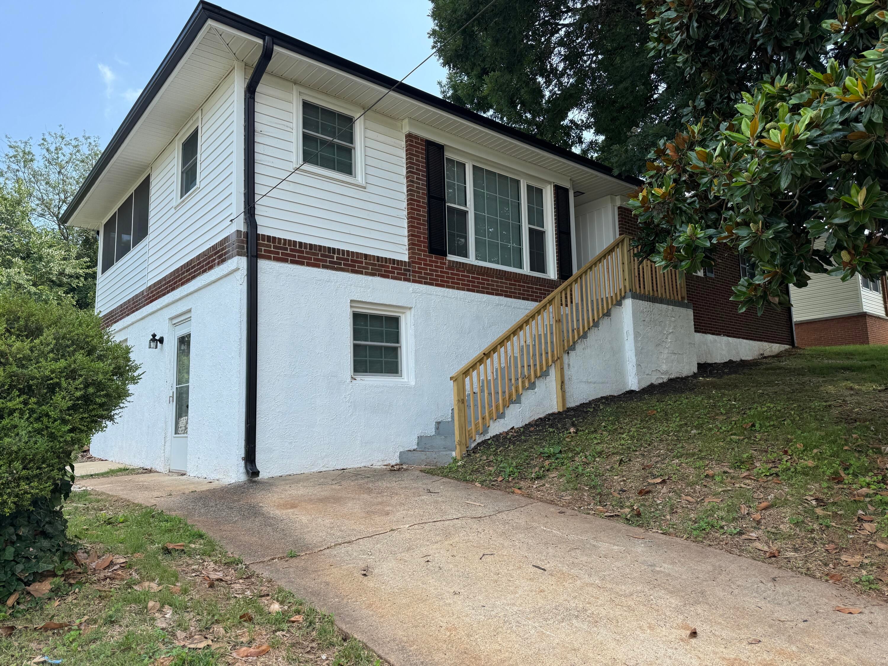 635 Upper St — photo