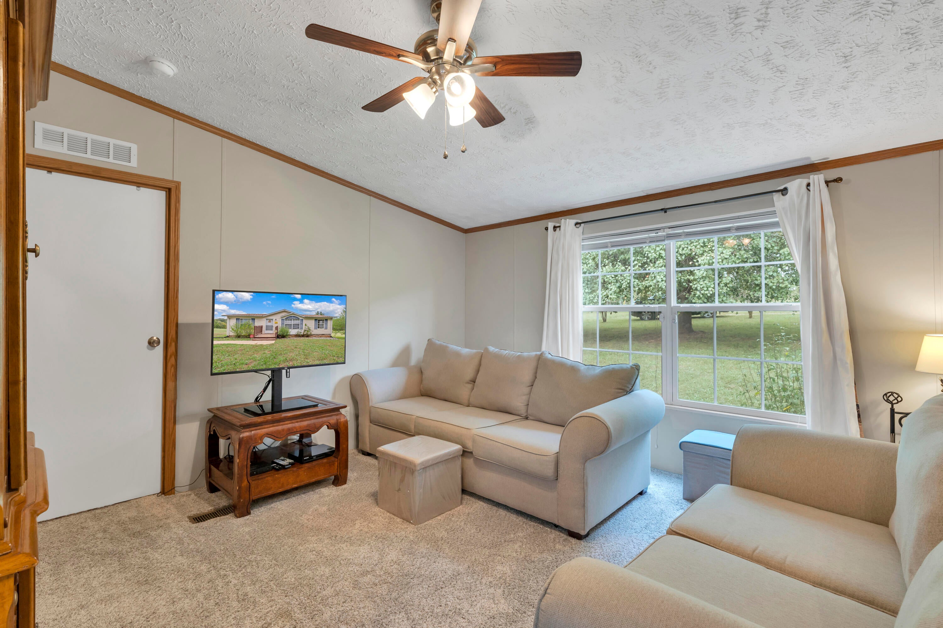 615 Edwards RD, Penhook, VA 24137 — photo 3