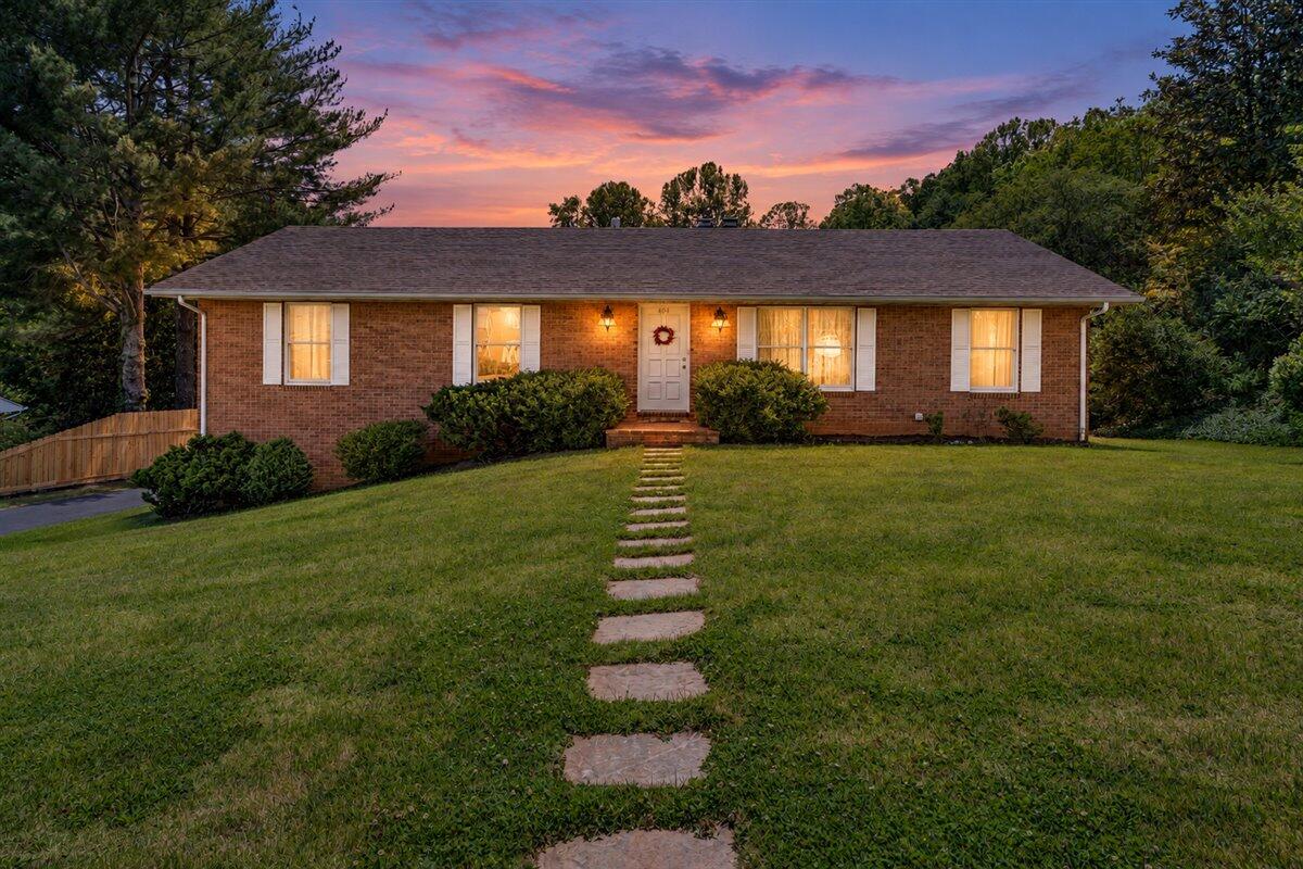 4434 Rosecrest Rd — photo