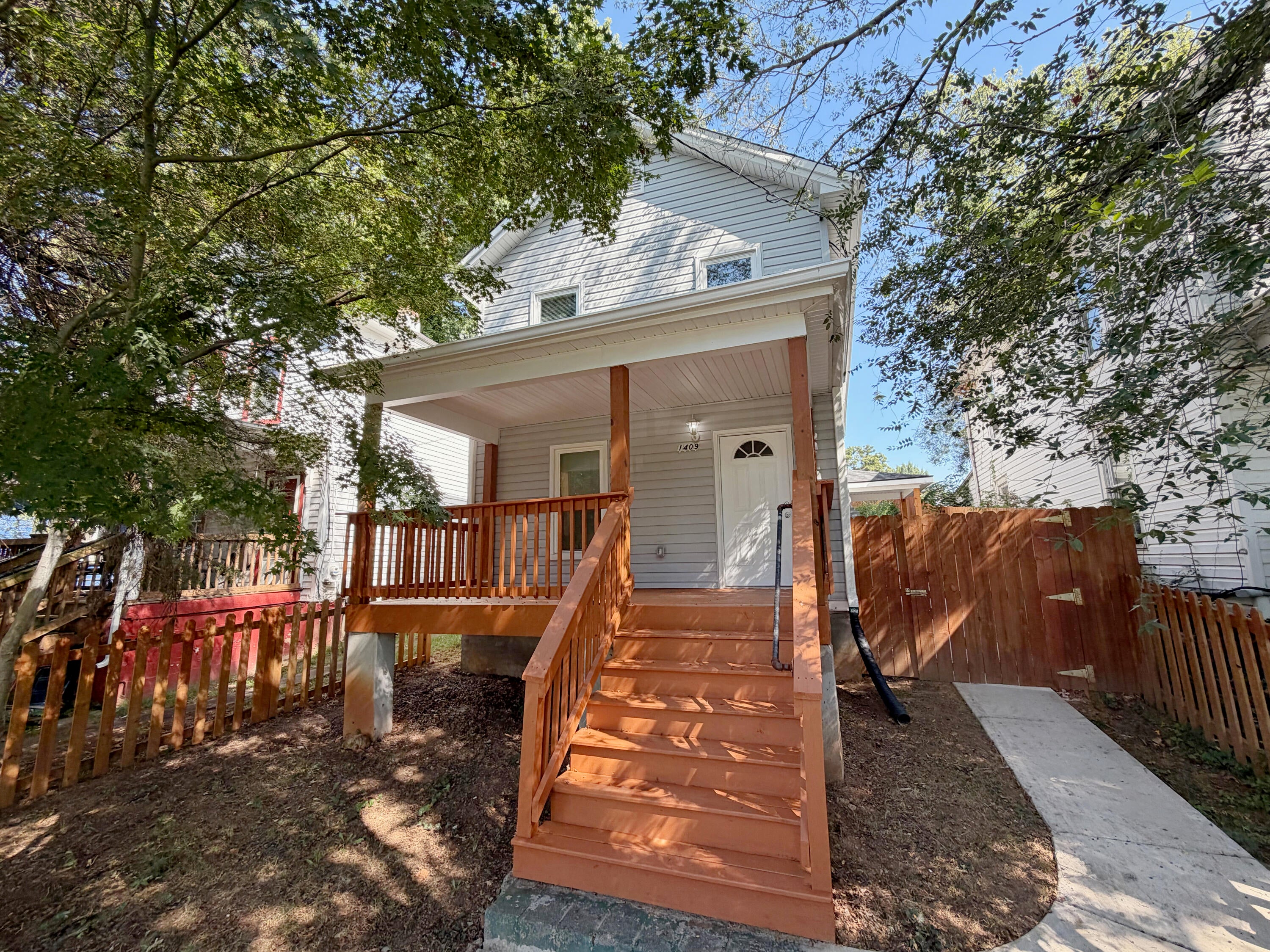 1409 Gilmer Ave NW — photo