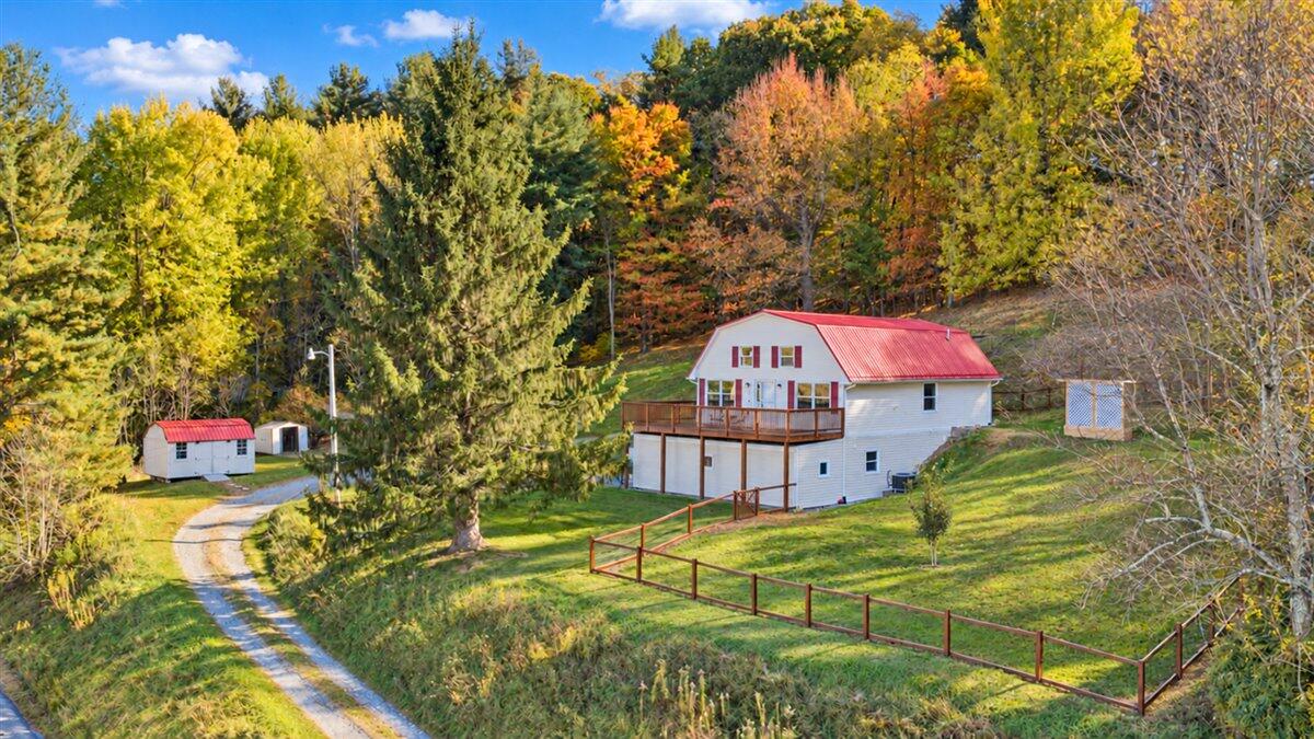 9907 Fortune Ridge RD, Bent Mountain, VA 24059 — photo 2