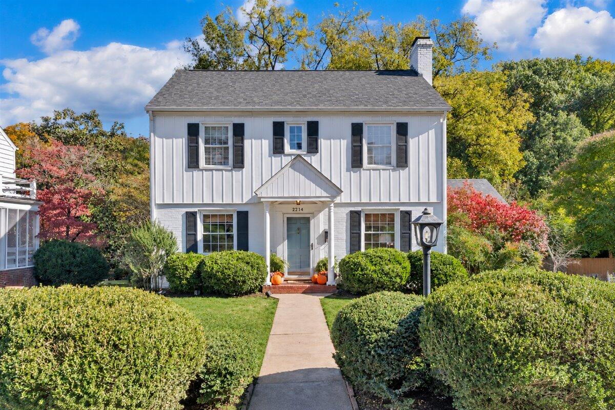 2214 Ross Ln SW — photo