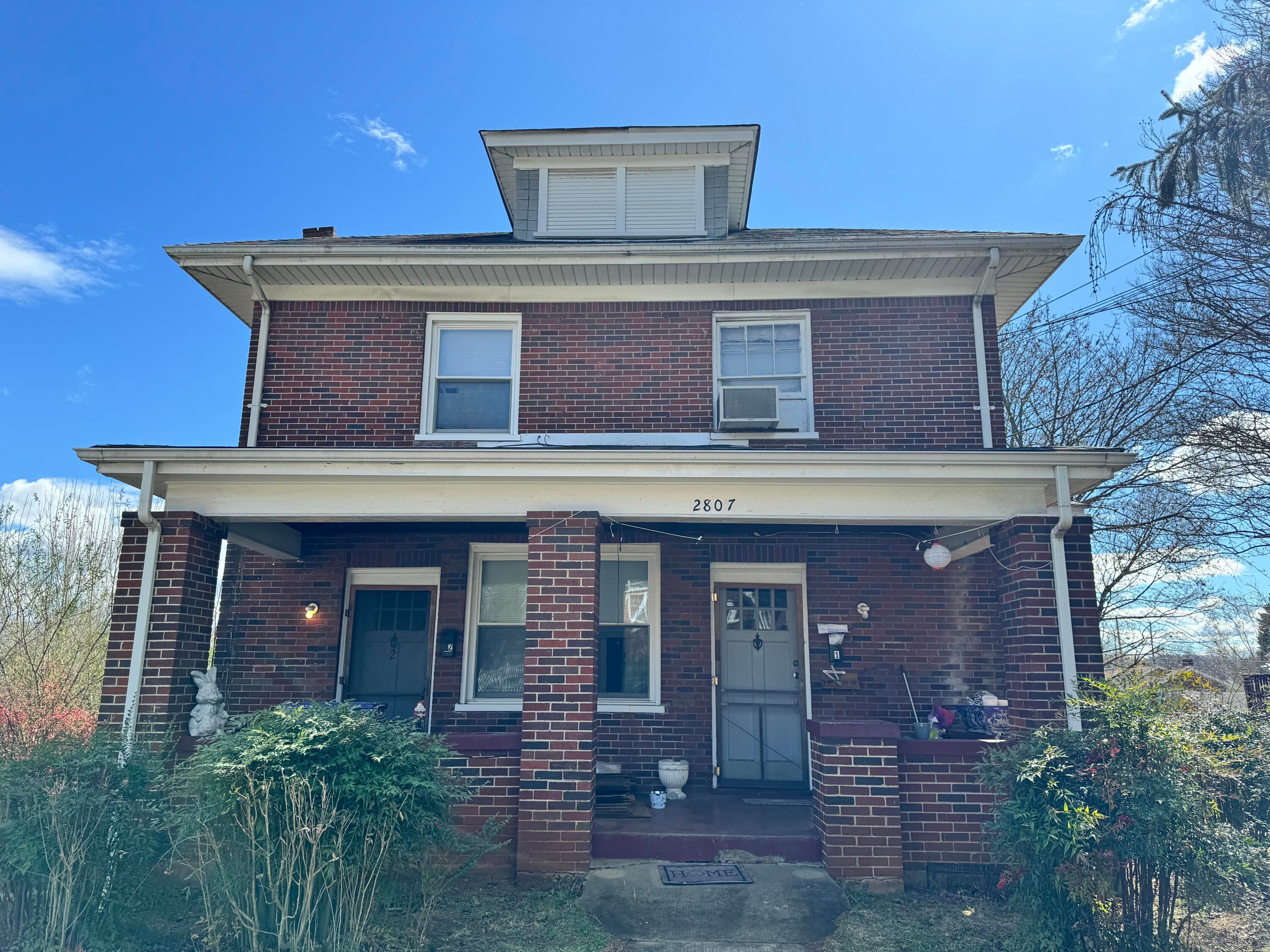 2807 Oakland Blvd NW Apt 4 — photo