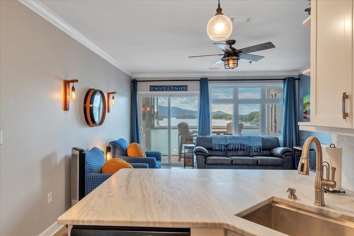 1273 Graves Harbor Trl Unit 335 — photo