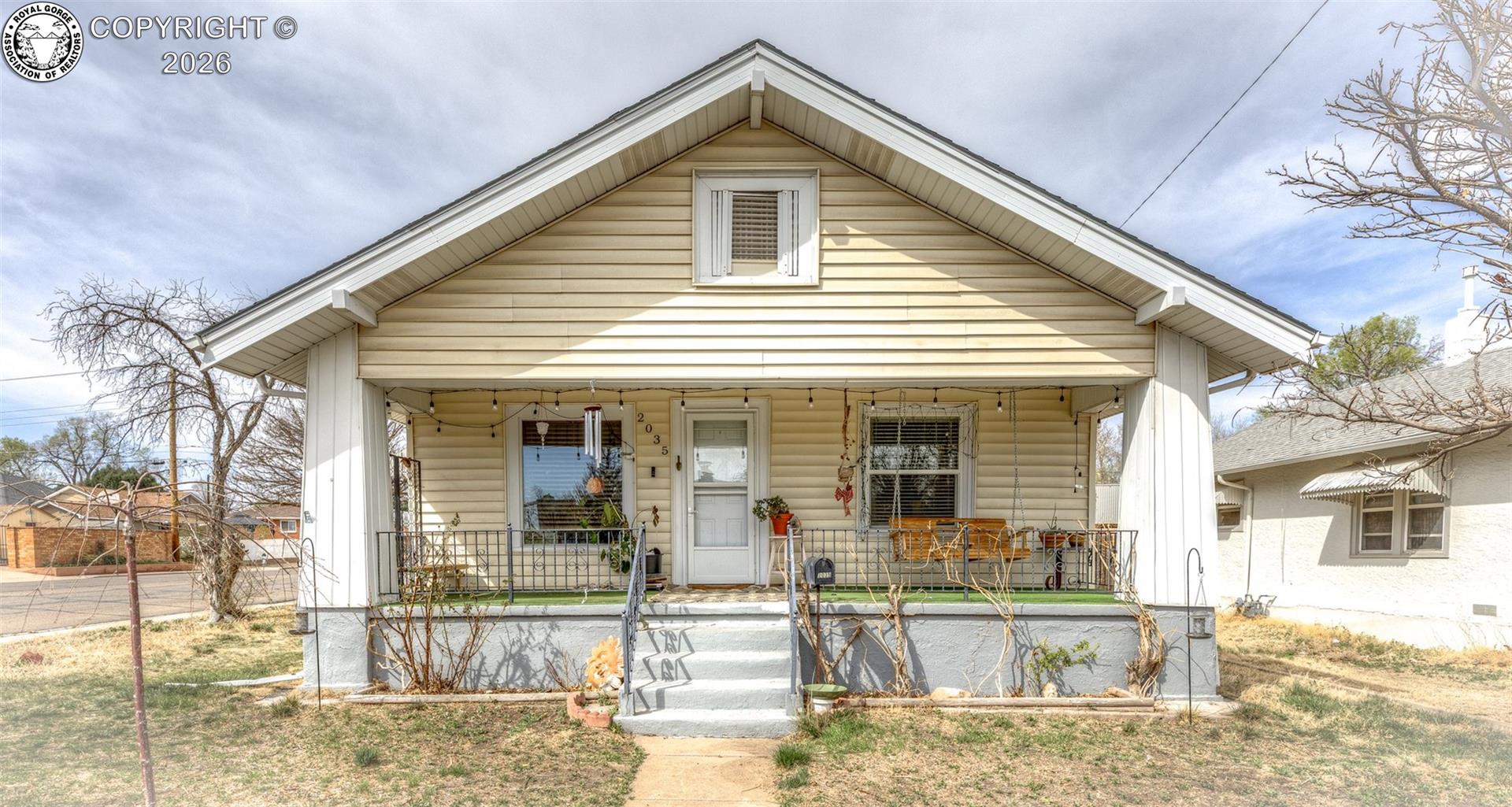 2035 Pine Street — photo