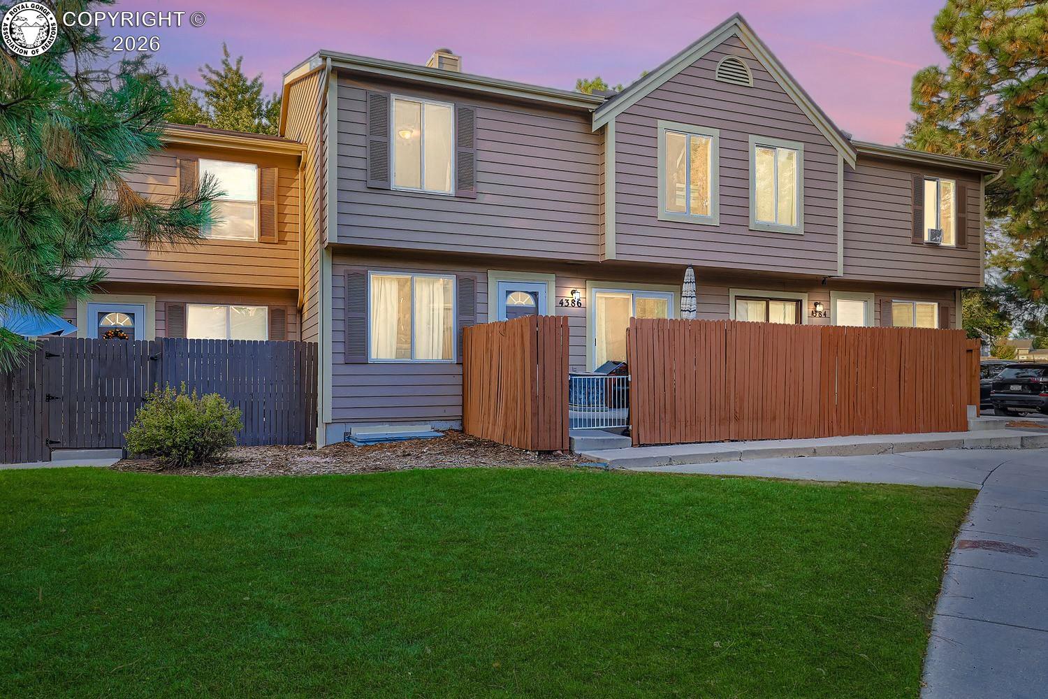 4386 Hawks Lookout Lane — photo