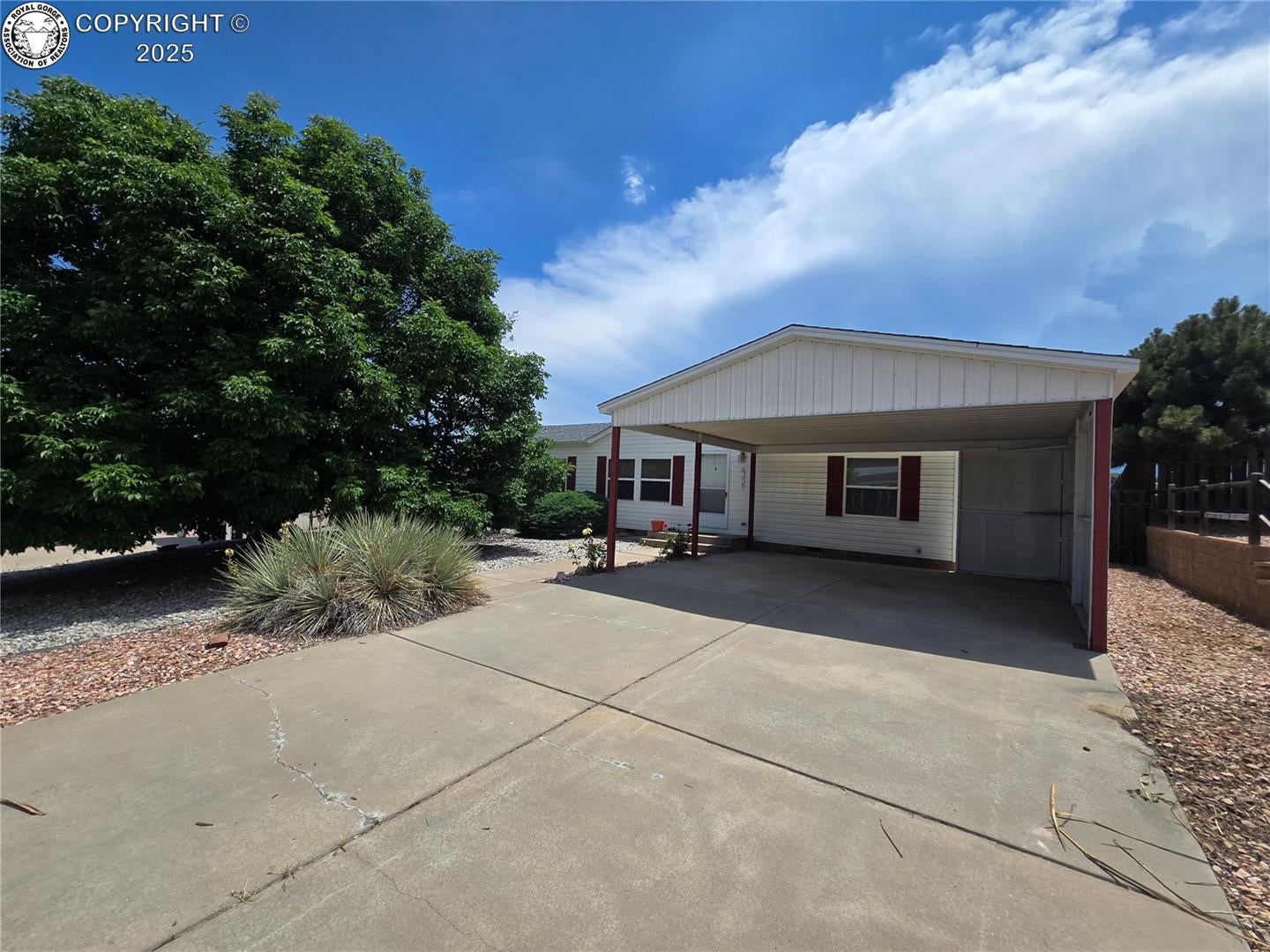 213 Indian Hills Road — photo