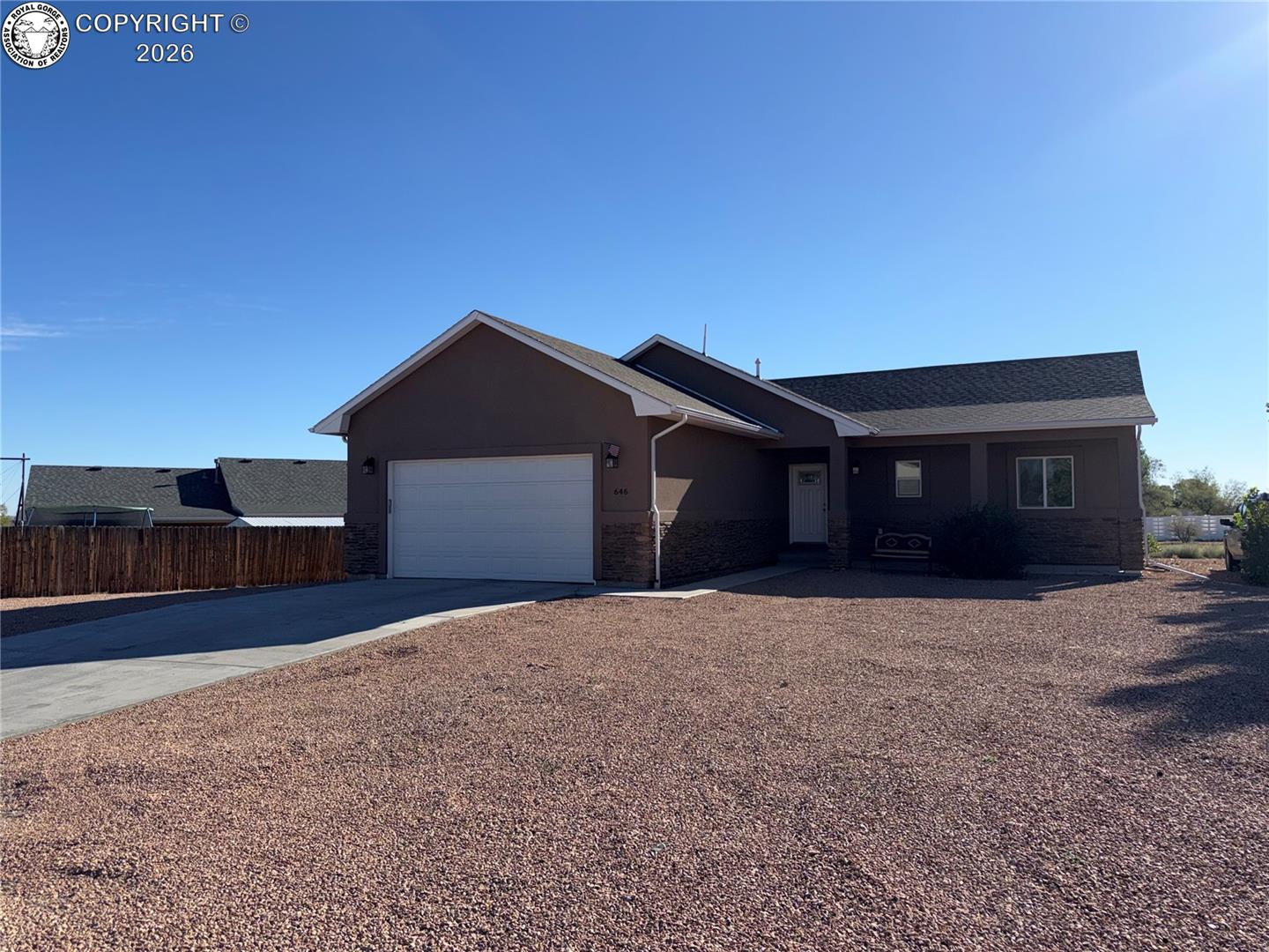 646 S Bond Drive — photo