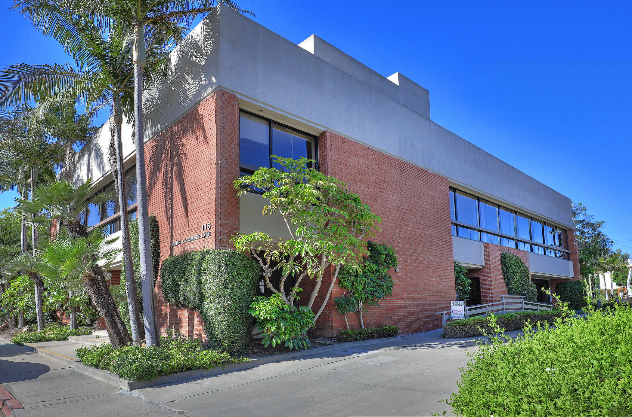 115 S La Cumbre Lane 200 — photo