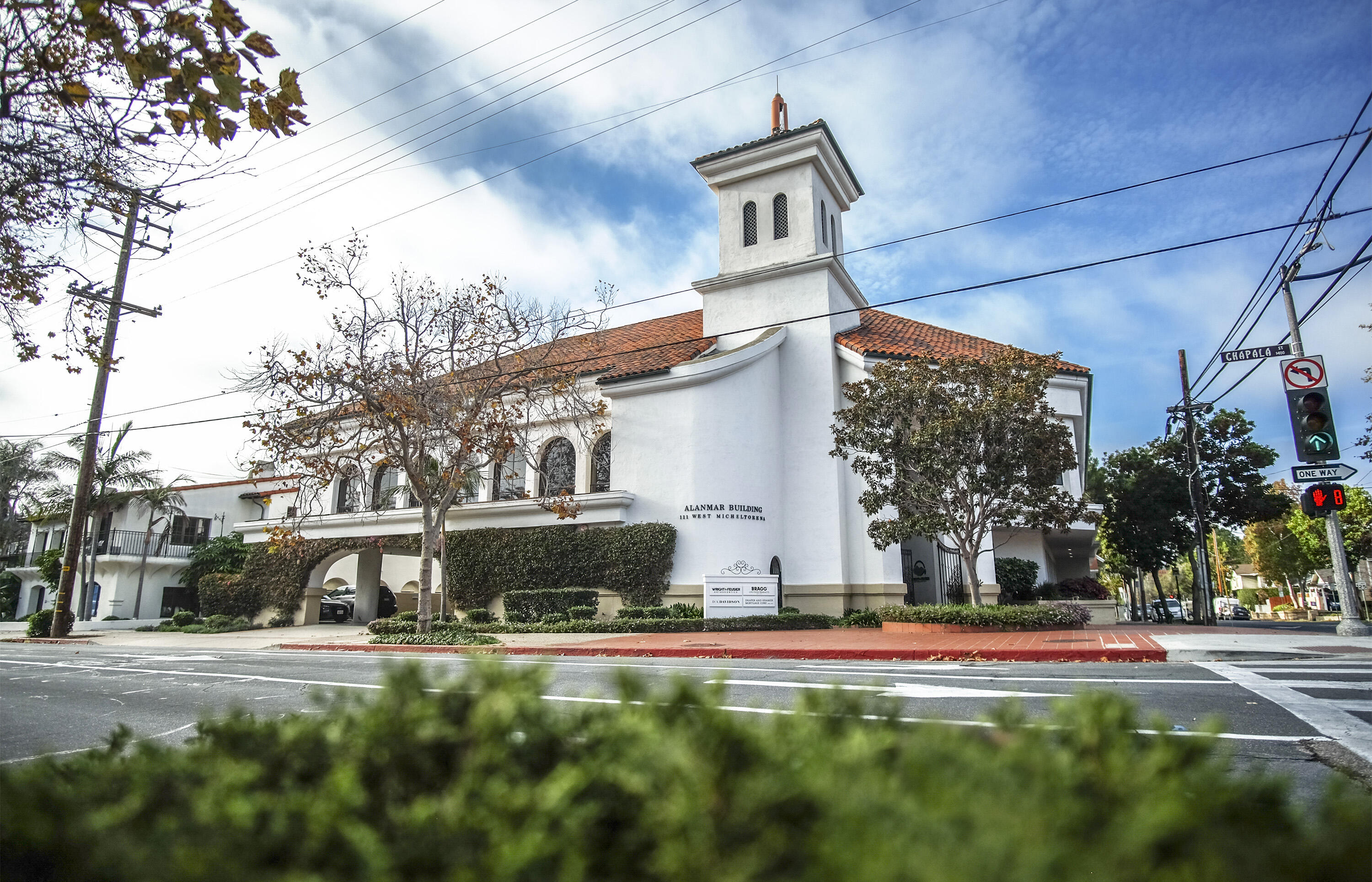 111 W Micheltorena Street — photo